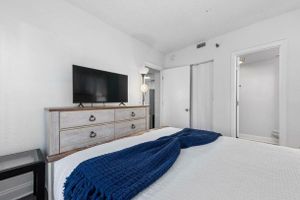 Alquiler Vacacional - The Enclave 2BR Suite w/ Pool & Gym Access