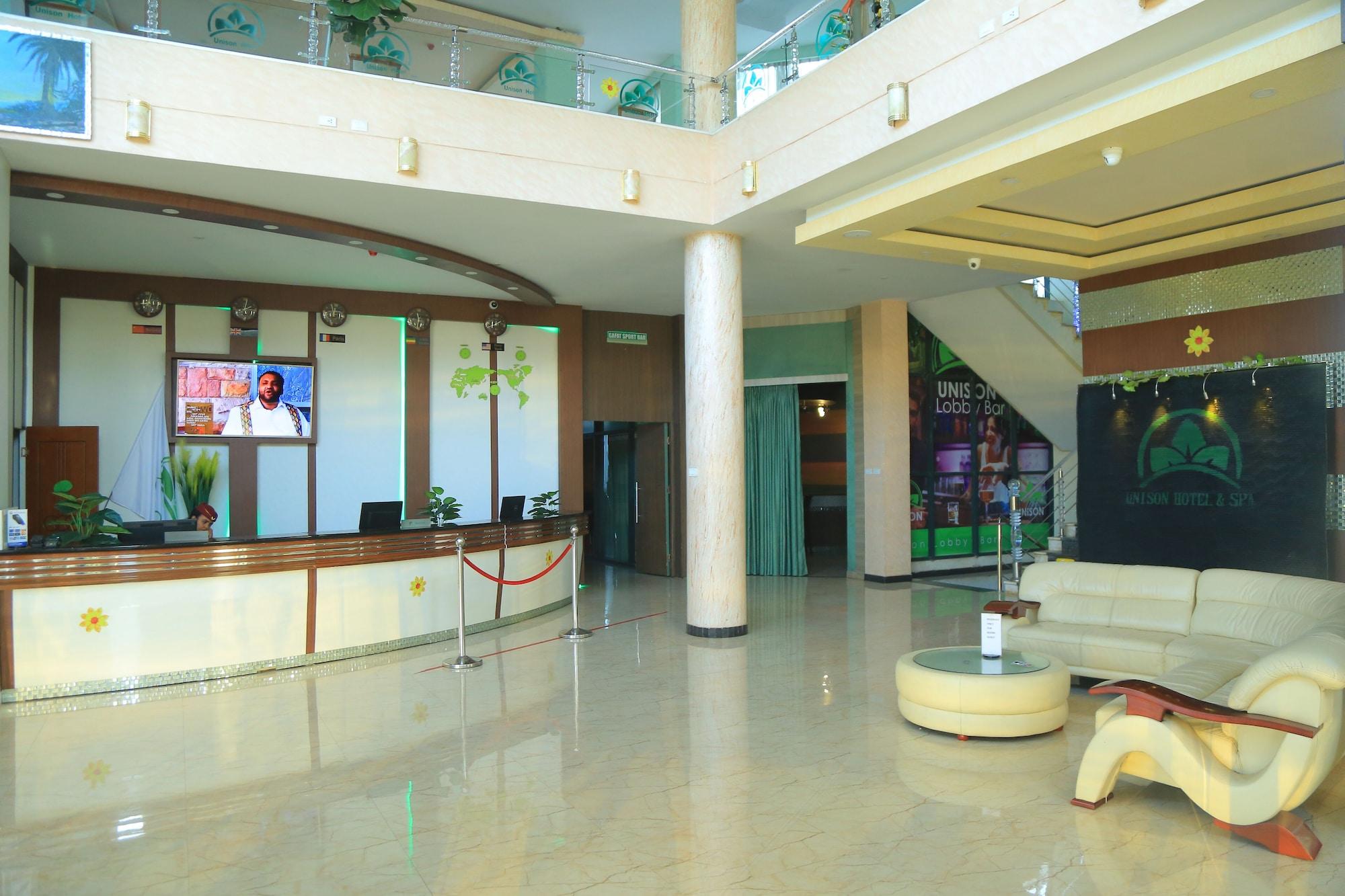 Vista Lobby Unison Hotel and Spa