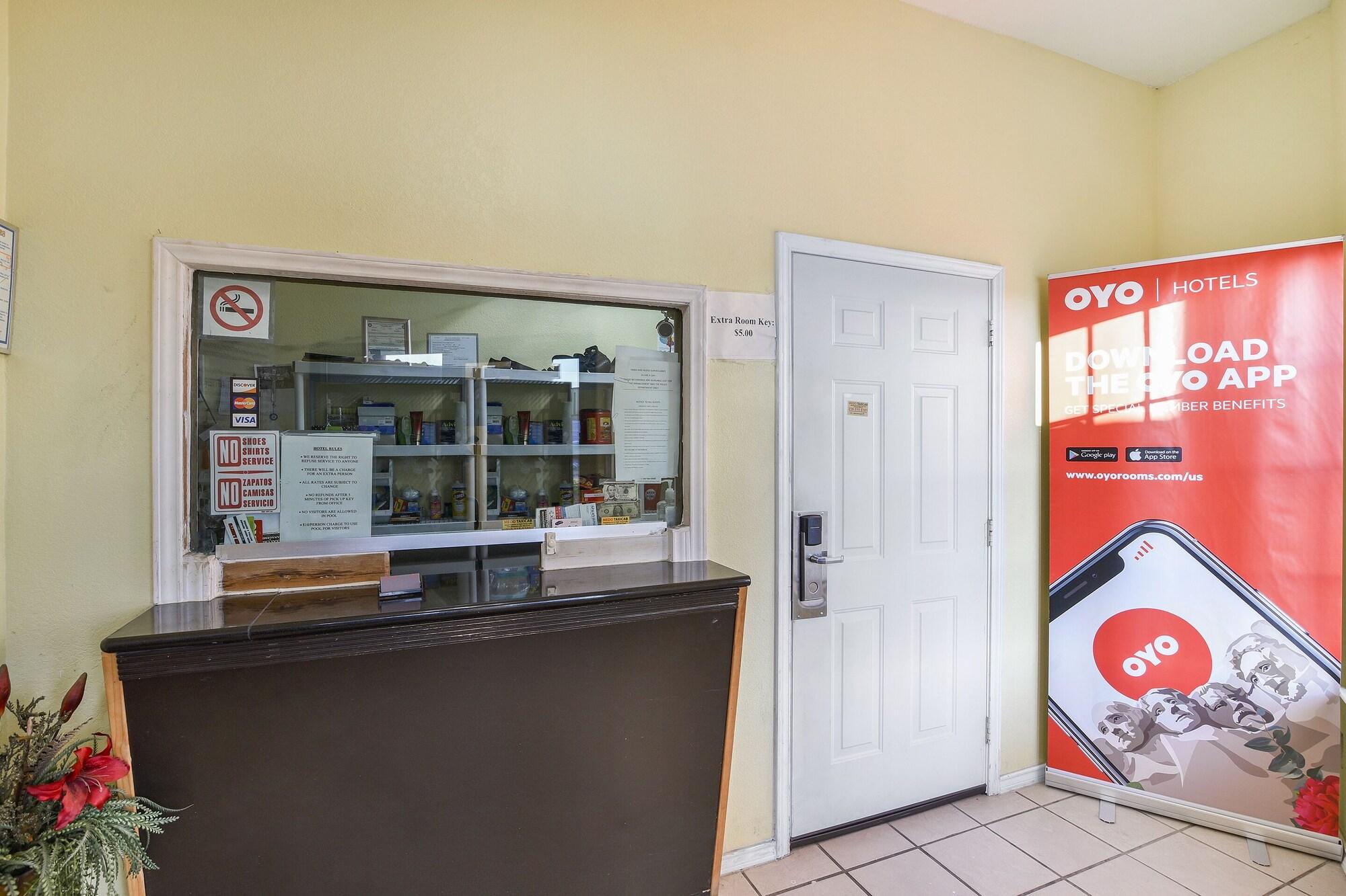 Vista Lobby OYO Hotel San Antonio Lackland near Seaworld