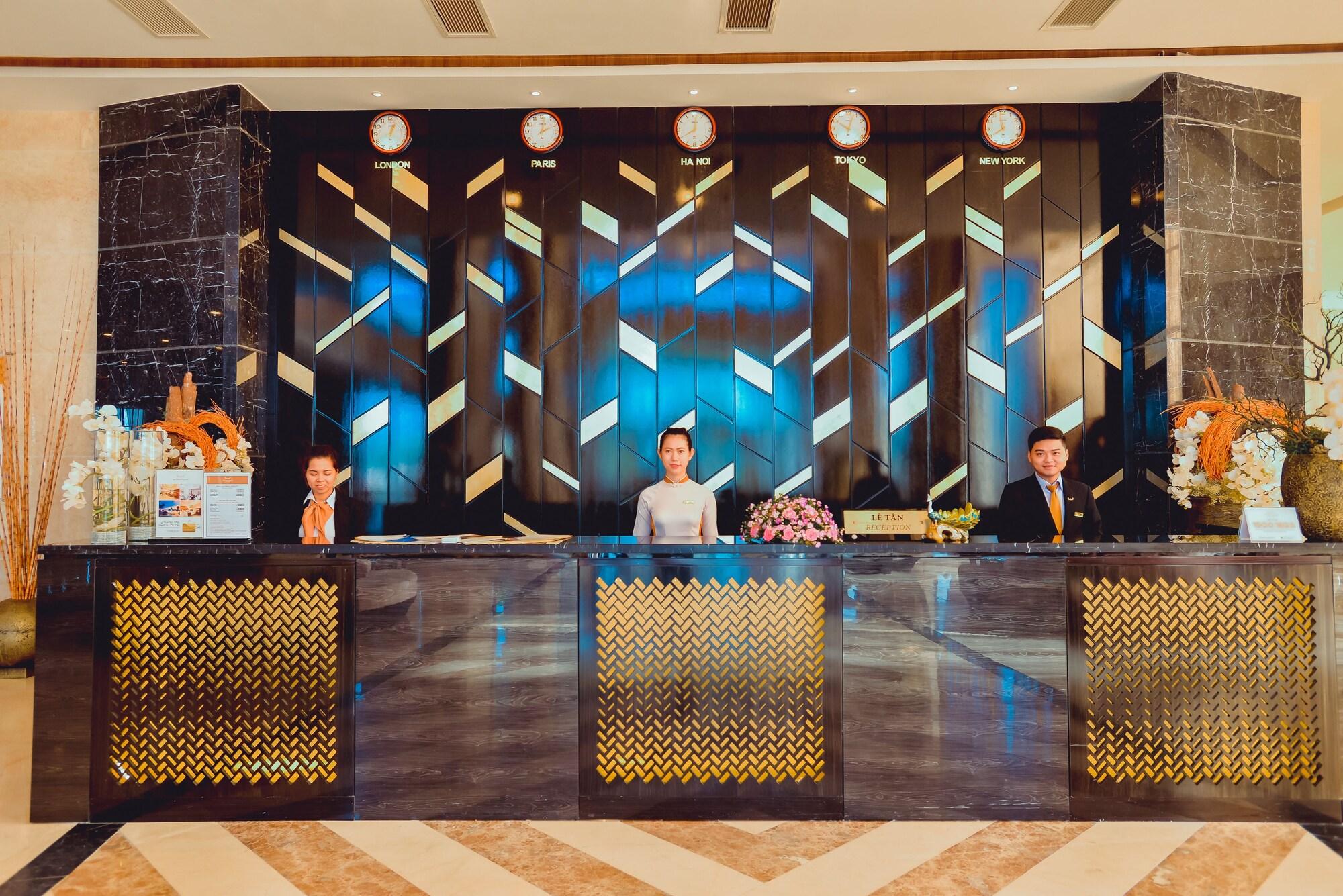 Vista Lobby Muong Thanh Luxury Ca Mau Hotel