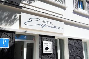 Alojamiento - Hostal España