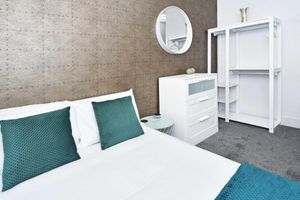 Alojamiento - Townhouse Plus @ Lower Beth Street Stoke