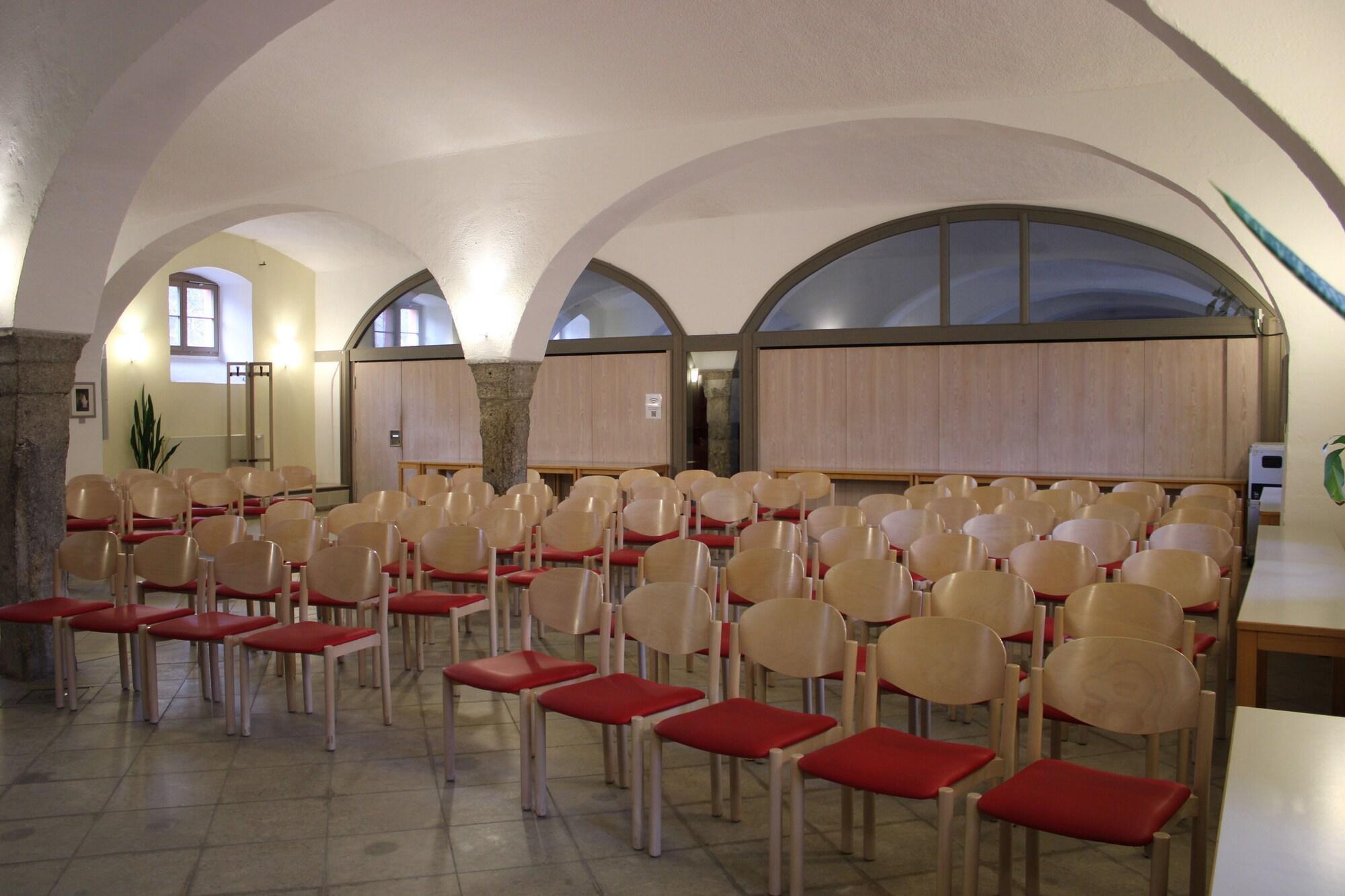 Sala de Reuniones Gästehäuser St Marienthal