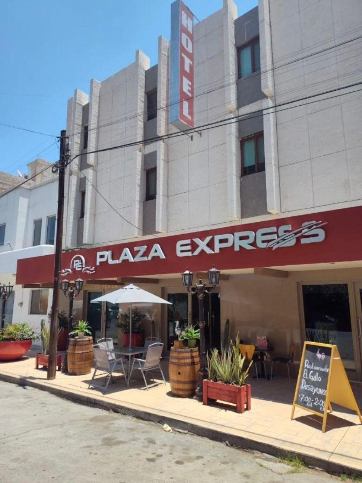 Vista Exterior Hotel Plaza Express