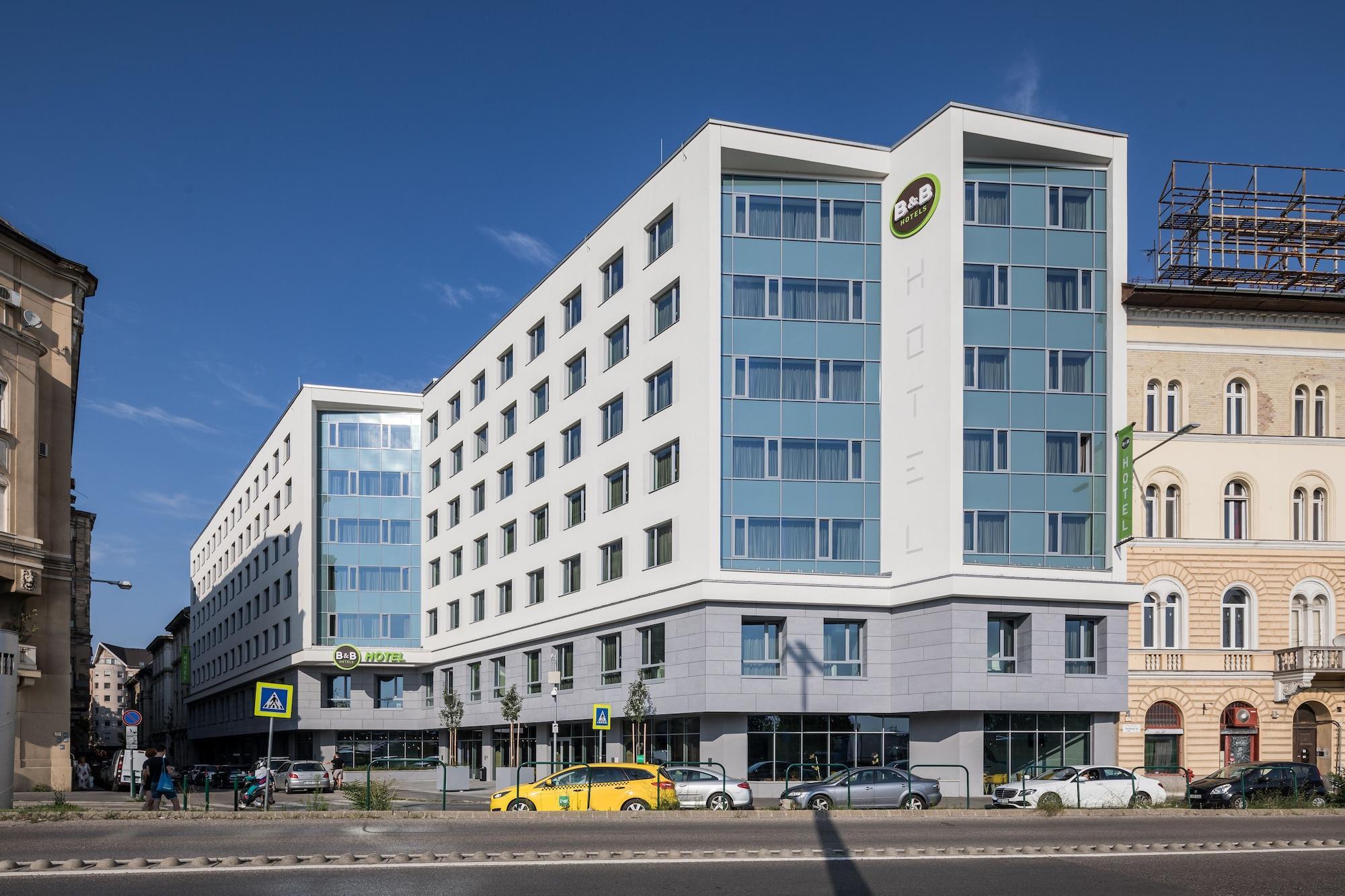 Vista Exterior B&B Hotel Budapest City