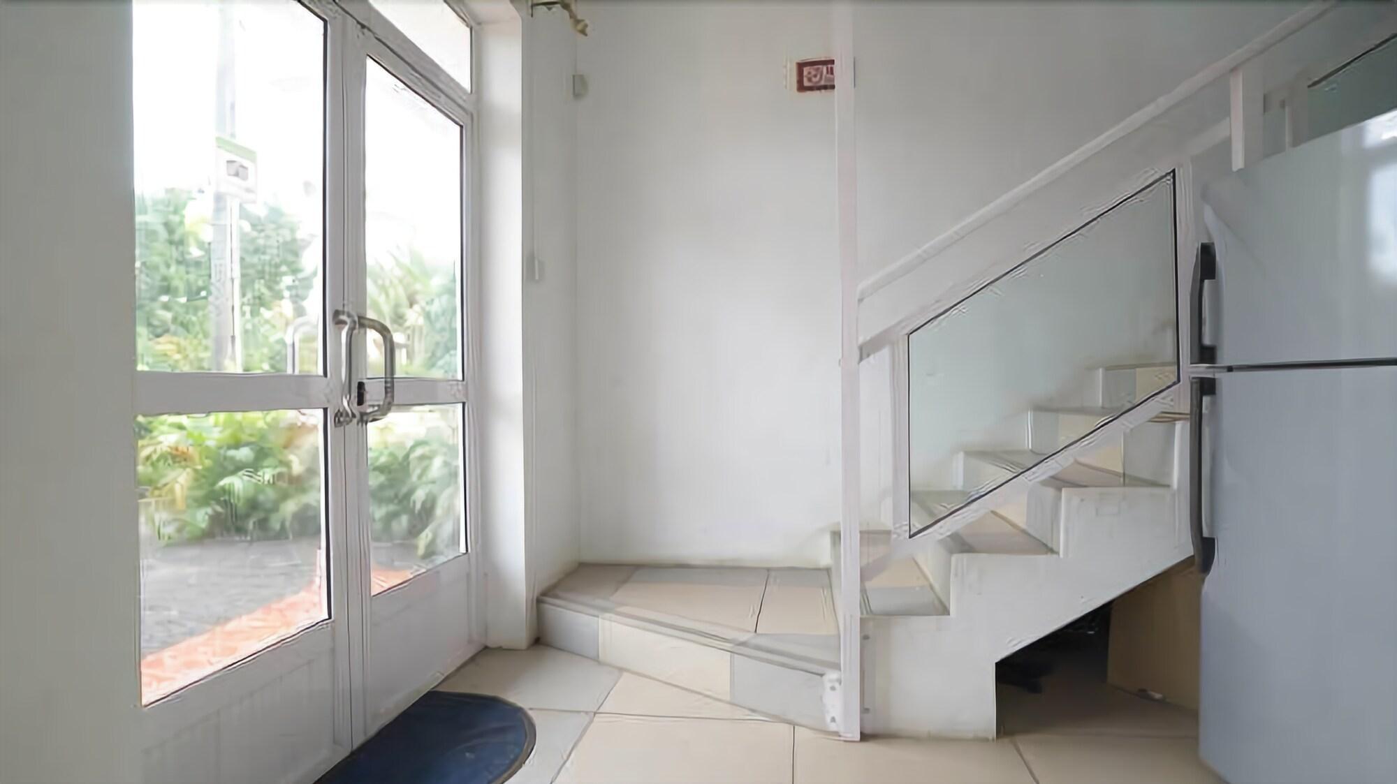 Vista Lobby La Dorade