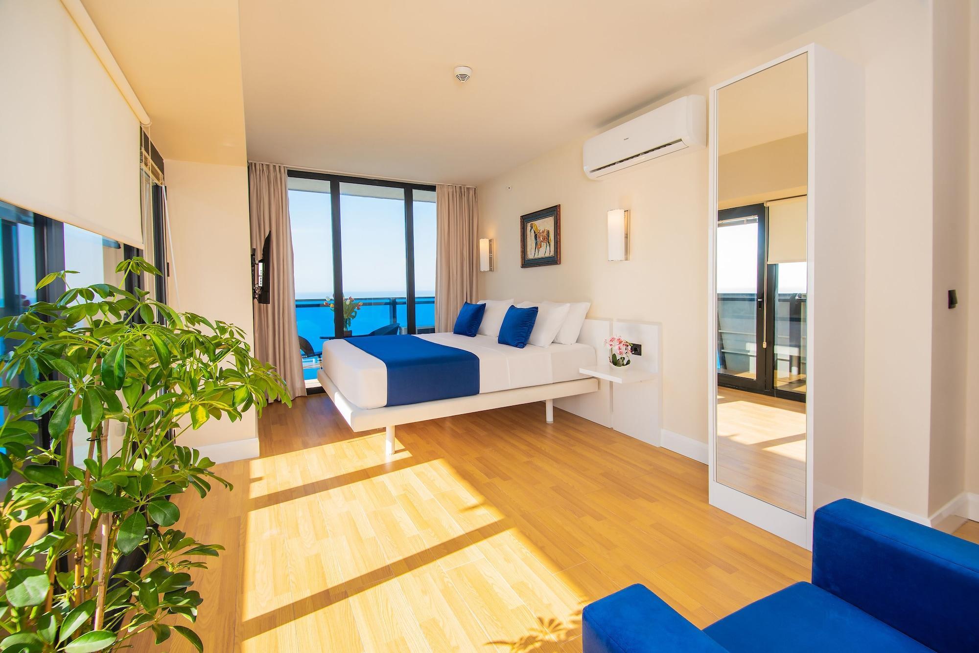 Vista Lobby Orbi City Hotel Official