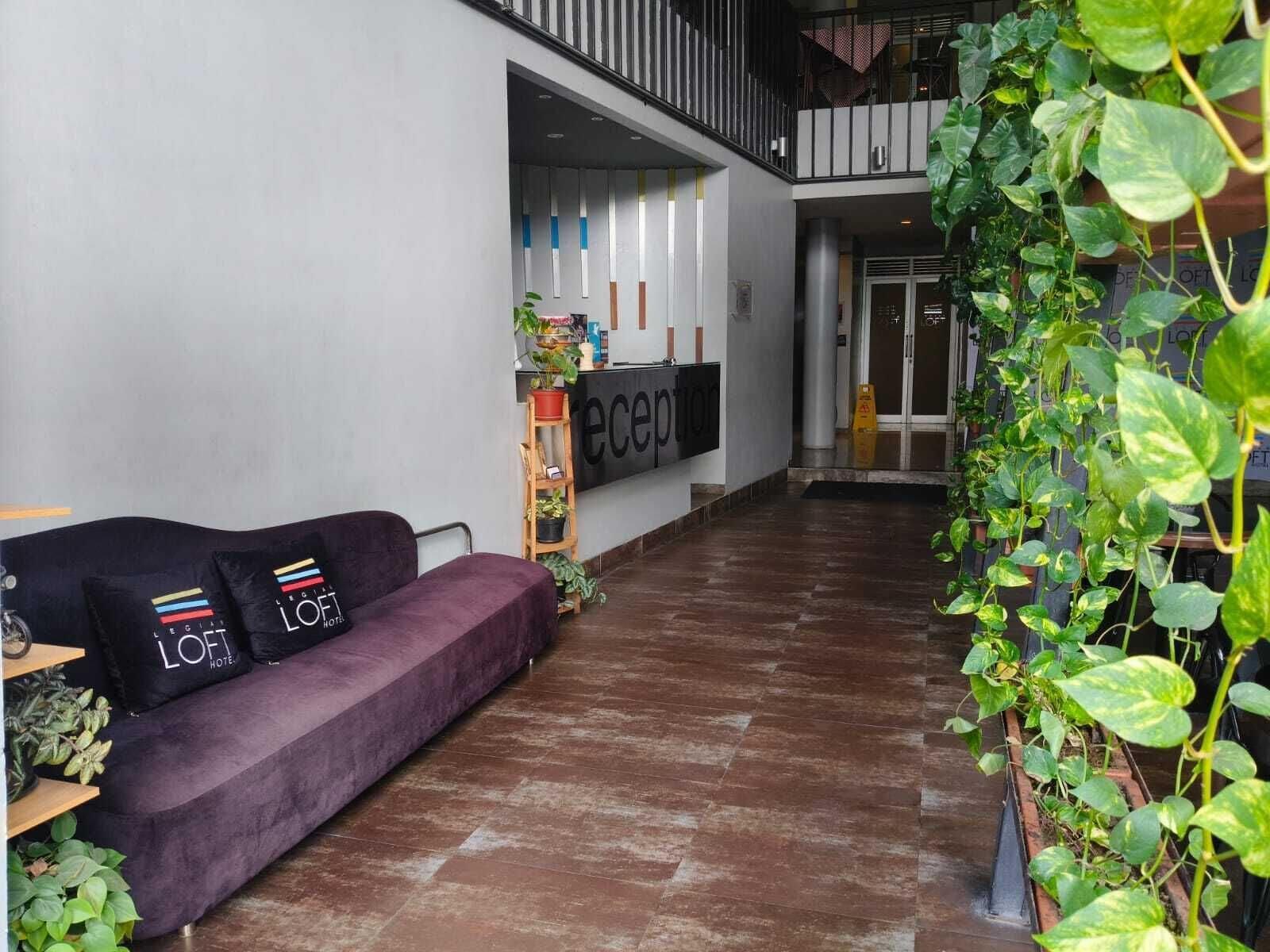 Vista Exterior Loft Legian Hotel