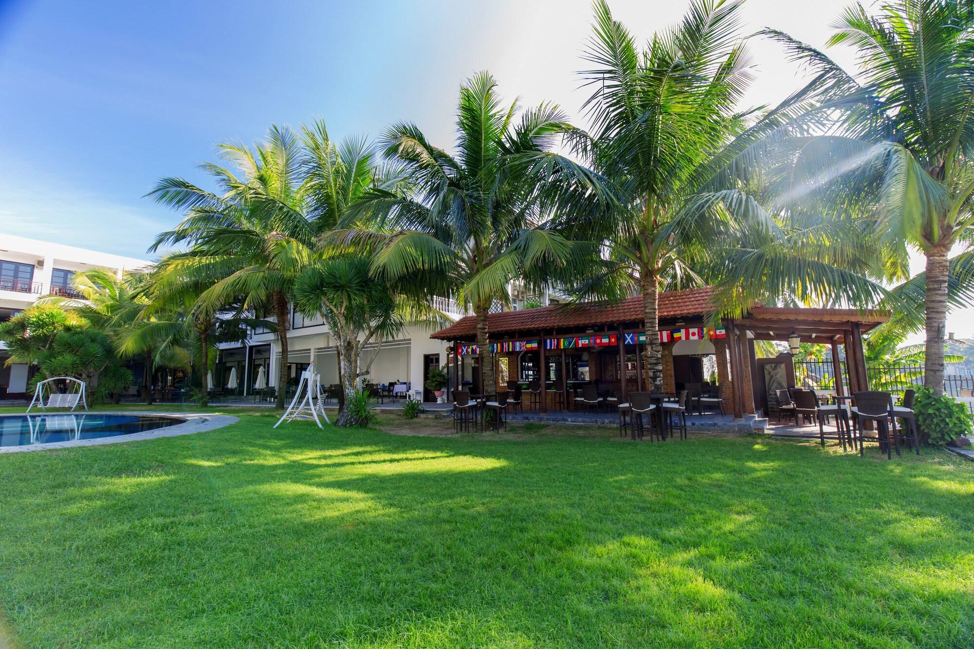 Vista Exterior River Beach Resort and Residences