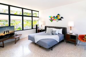 Alquiler Vacacional - Mid Century Modern Experience