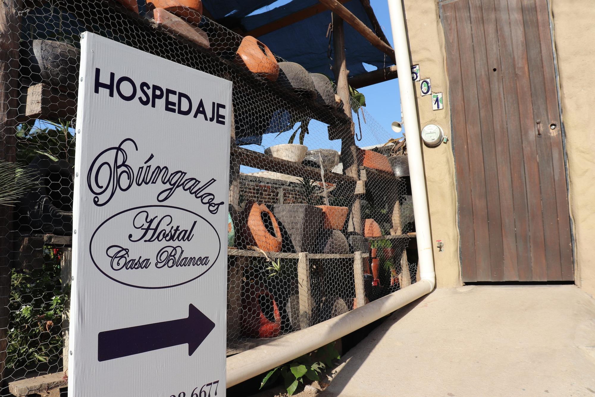 Vista Exterior Bungalows Casa Blanca