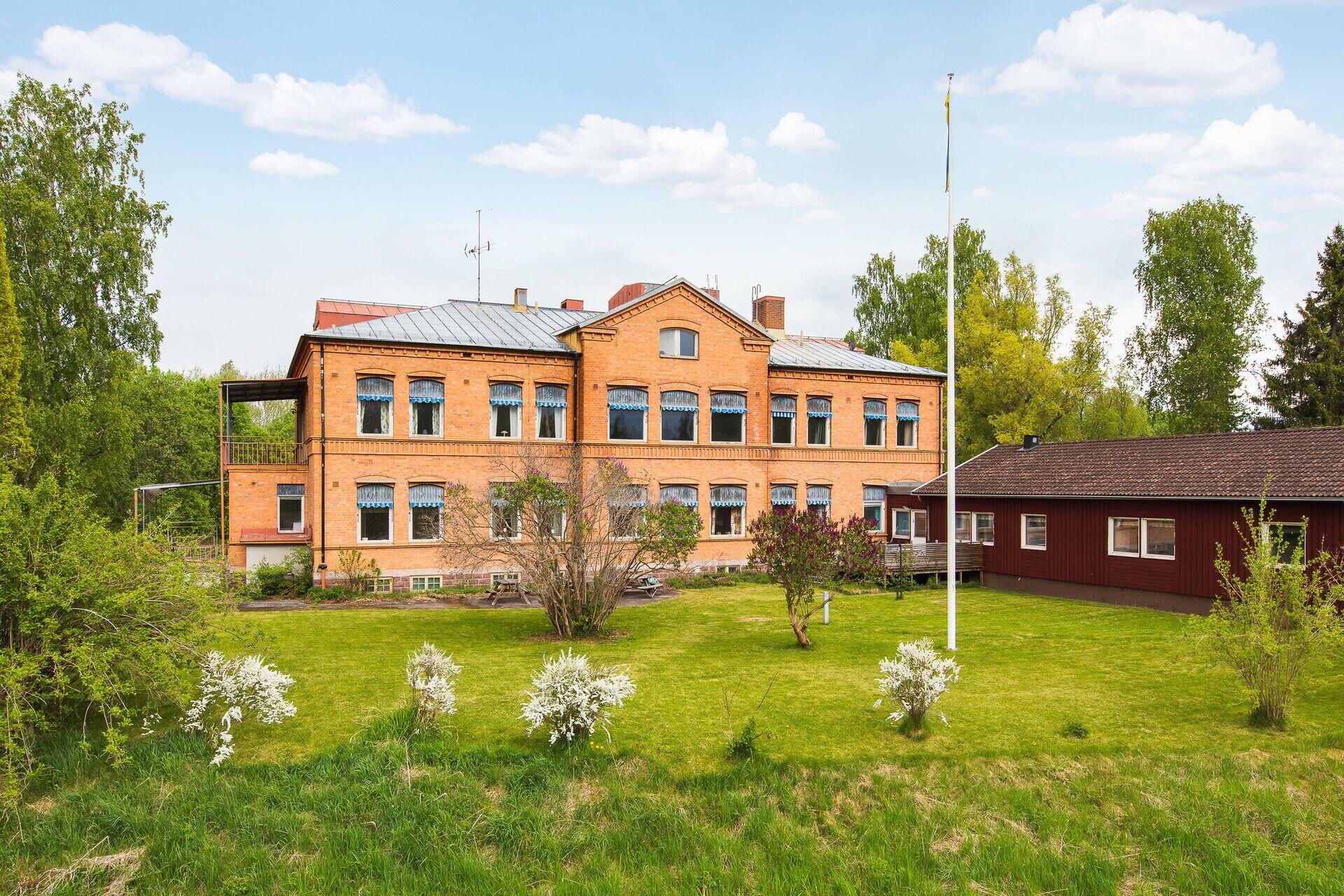 Varios Näsbygården