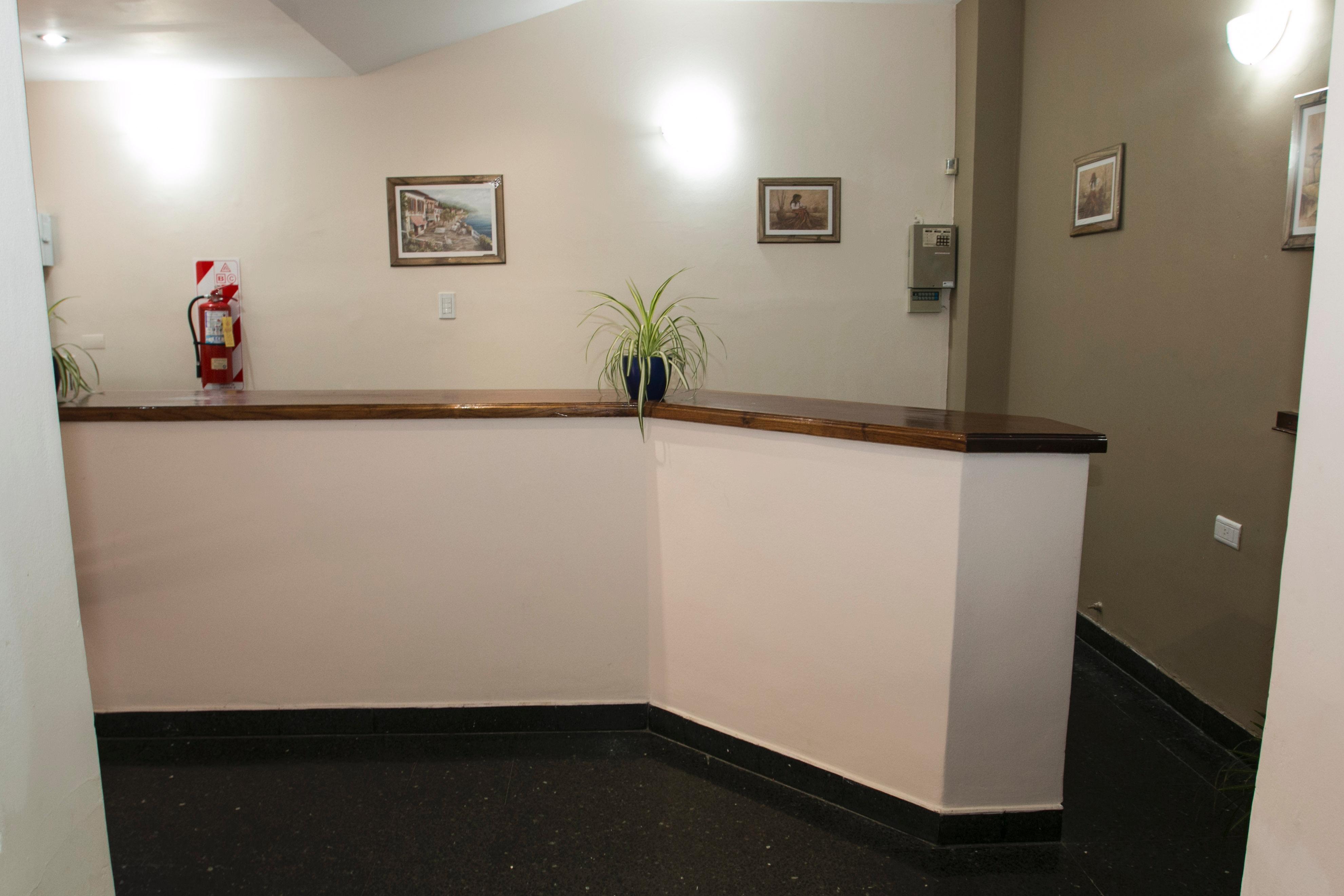 Vista Lobby Los Amigos de la Linda