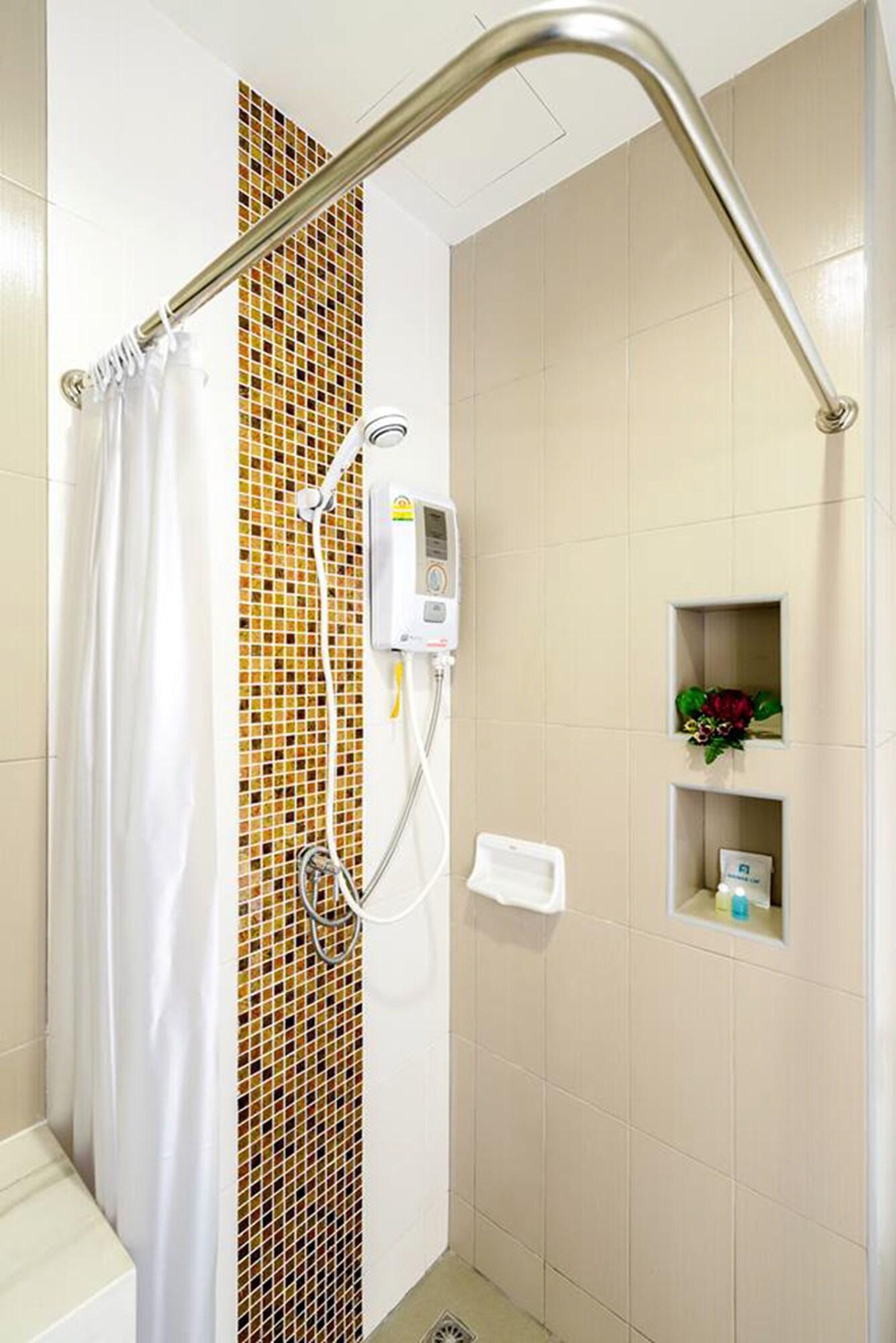 Equipamiento de Habitación The Topaz Residence