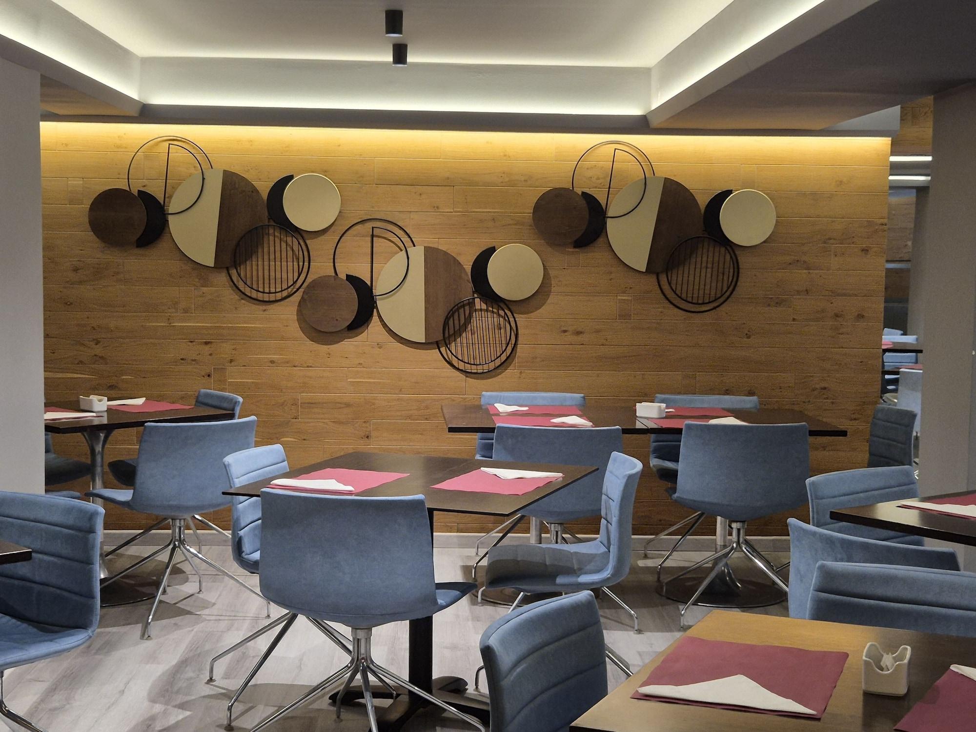 Restaurant THE ALASSIA HOTEL