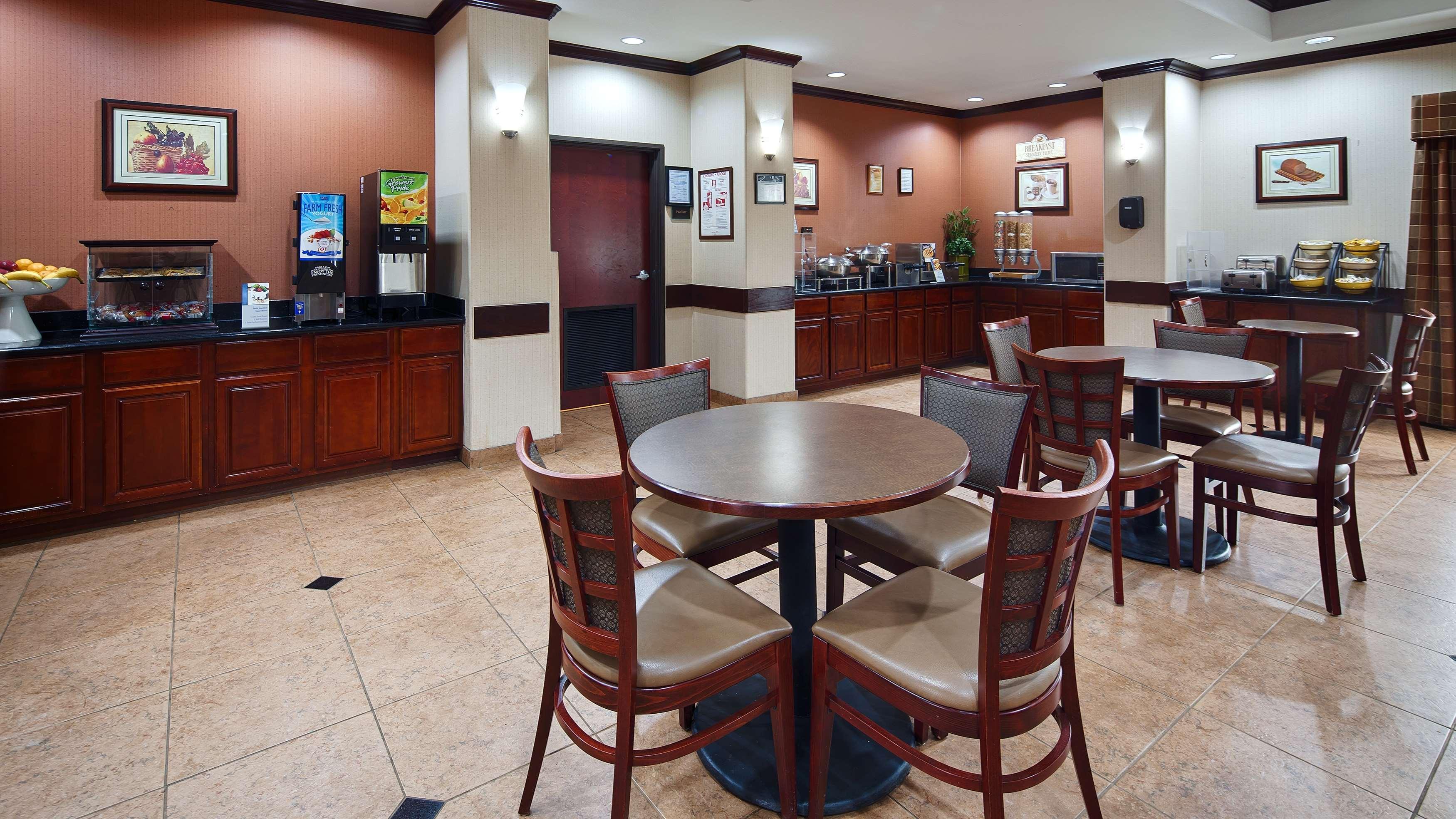 Restaurant Best Western Plus Katy Inn & Suites