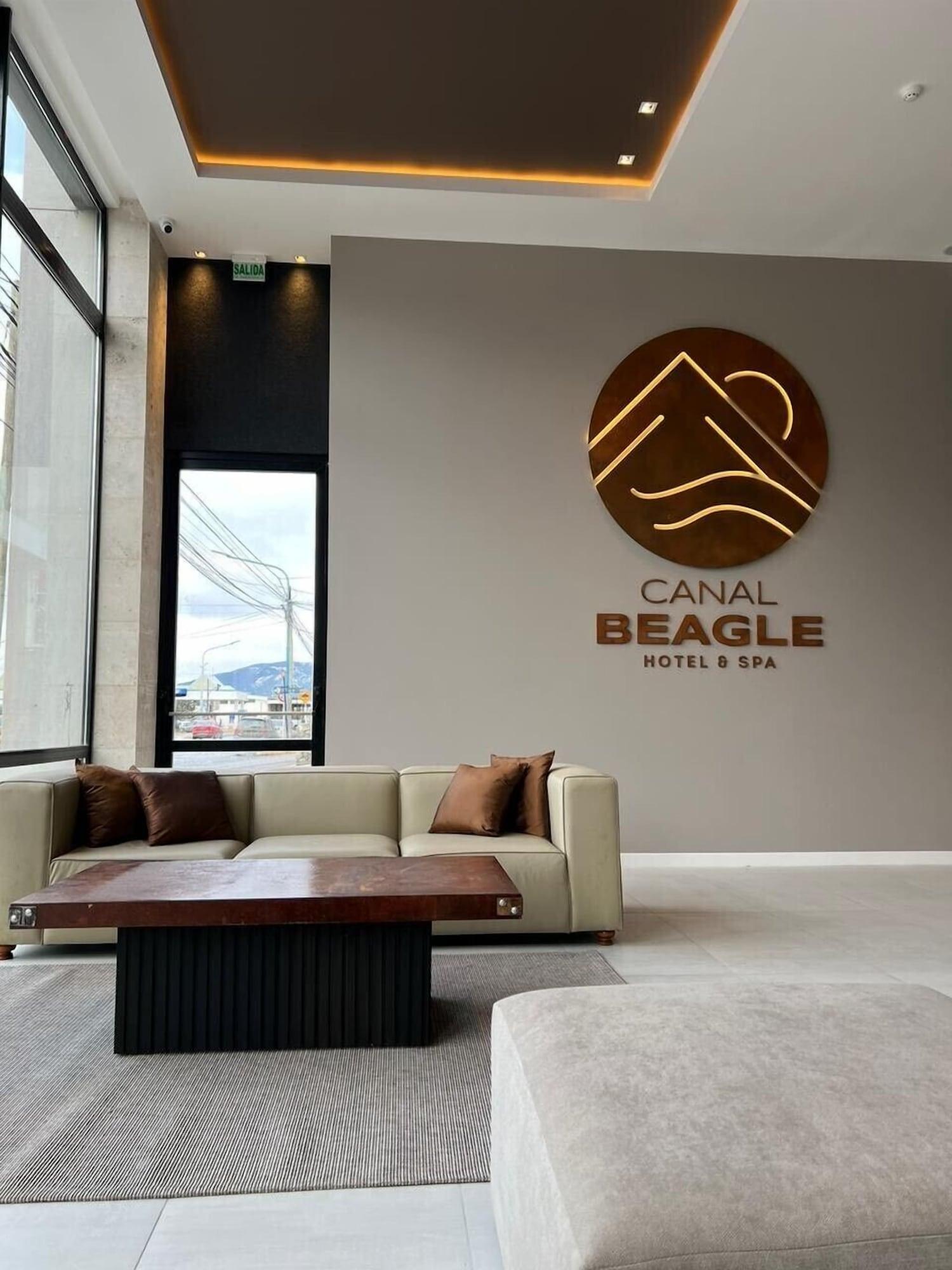 Vista Lobby Canal Beagle Hotel