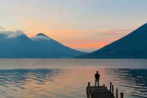 Actividad - Lago Atitlán + Paseo en barco a San Juan La Laguna o Santiago
