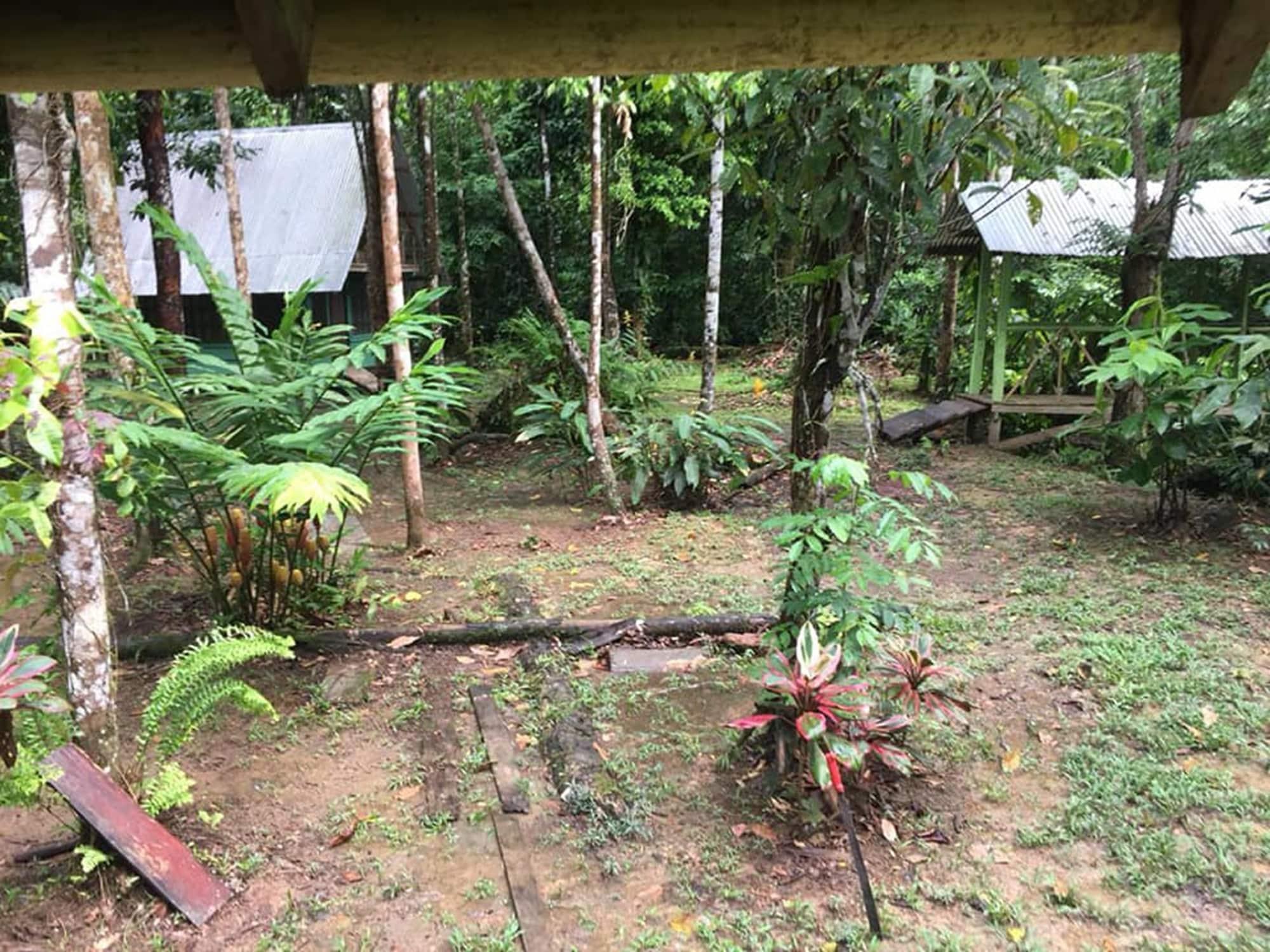 Equipamiento de Habitación Refugio Turistico Maiku