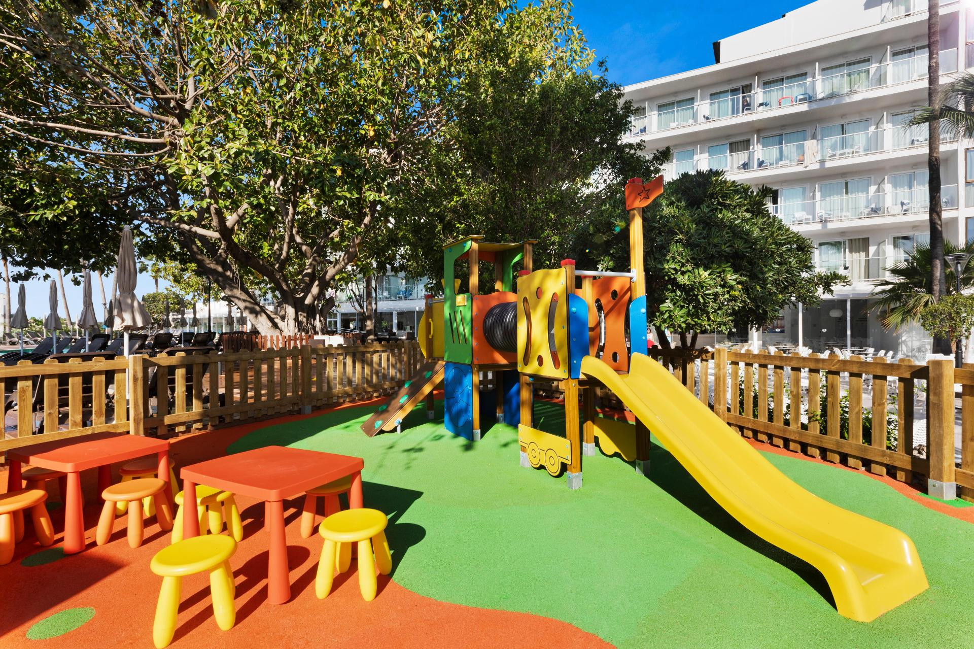 Instalaciones Recreativas Alua Boccaccio