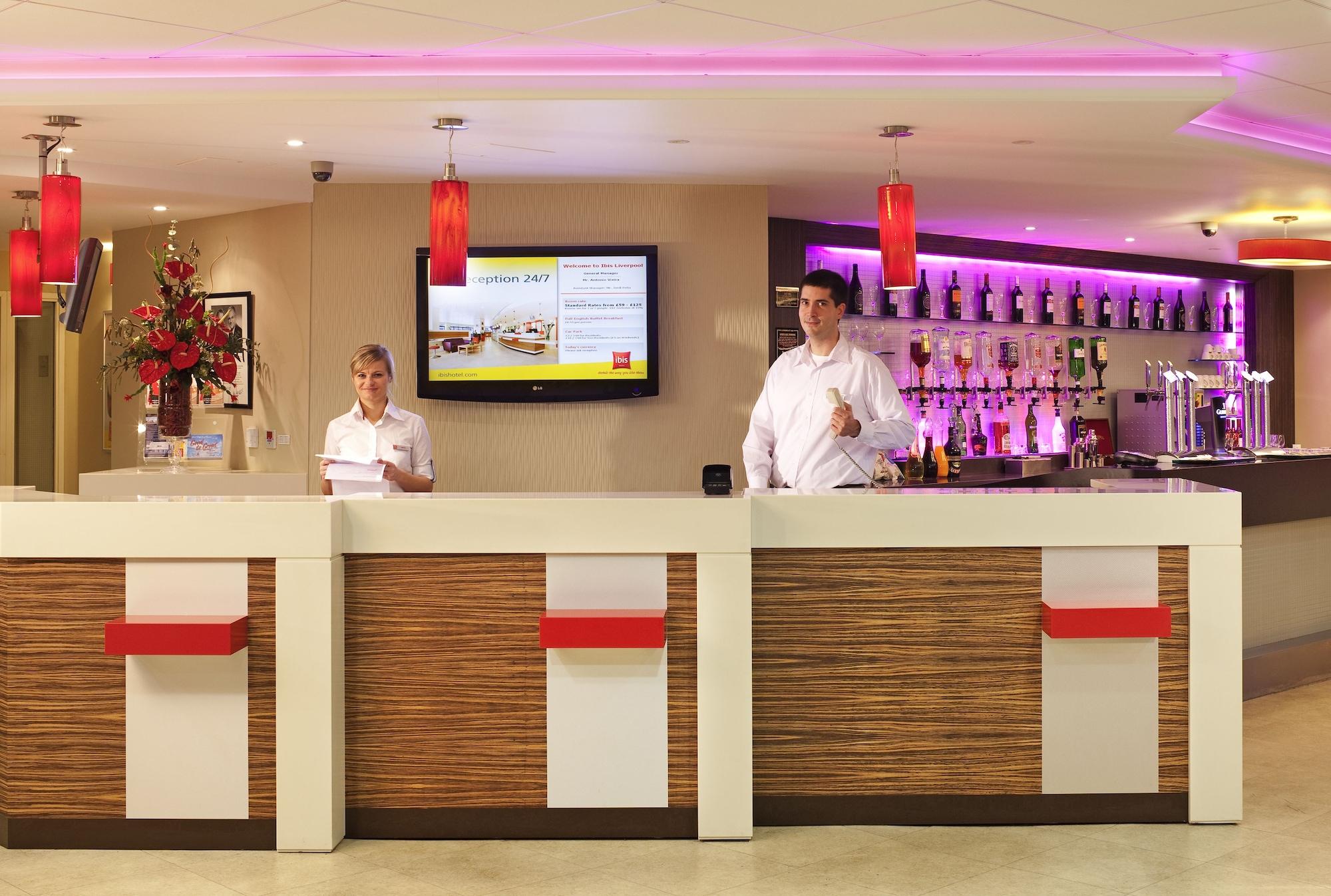 Vista Lobby Ibis Liverpool Centre Albert Dock – Liverpool One