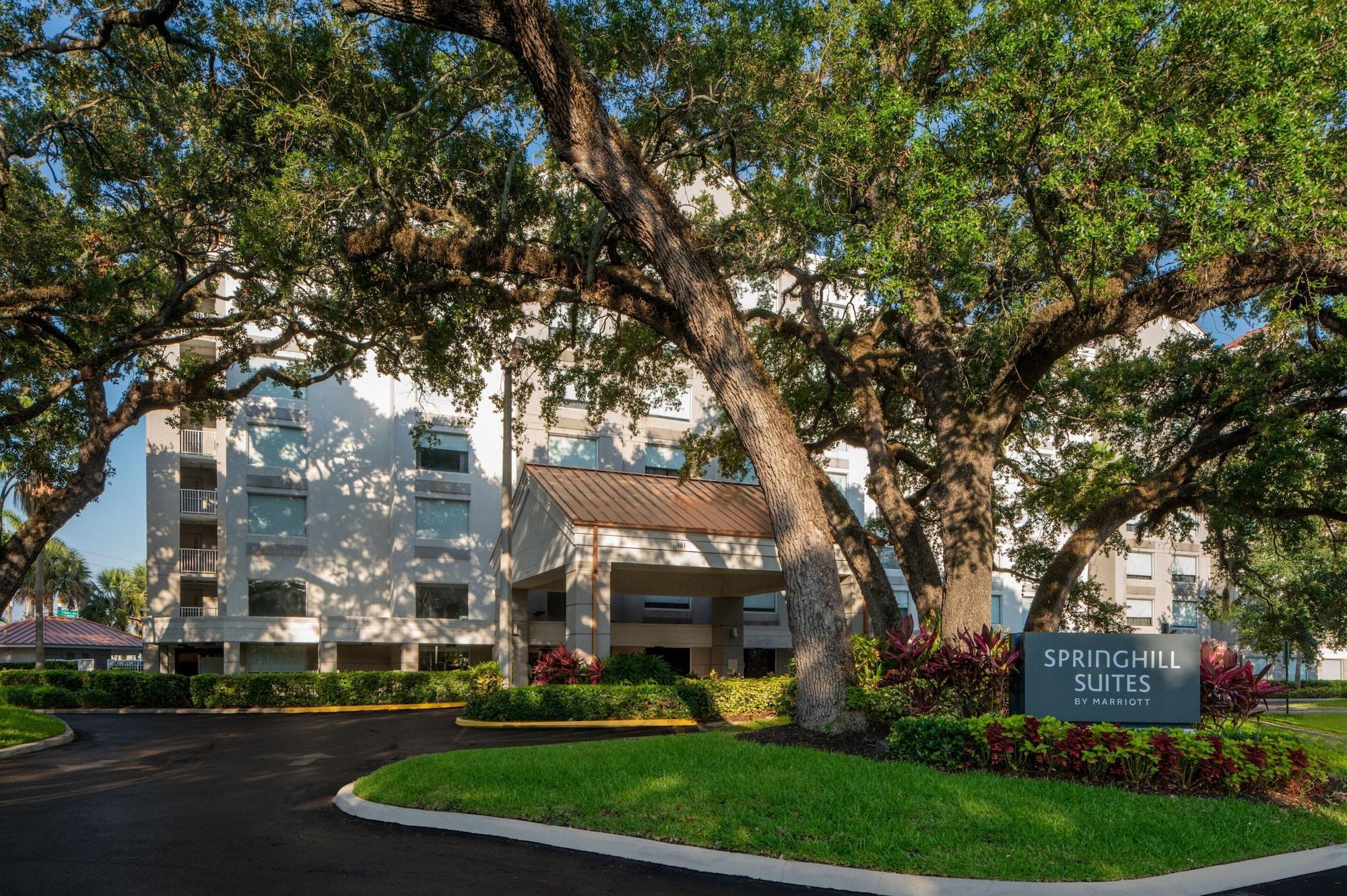 Vista Exterior SpringHill Suites Marriott Ft Lauderdale Airport/Cruise Port
