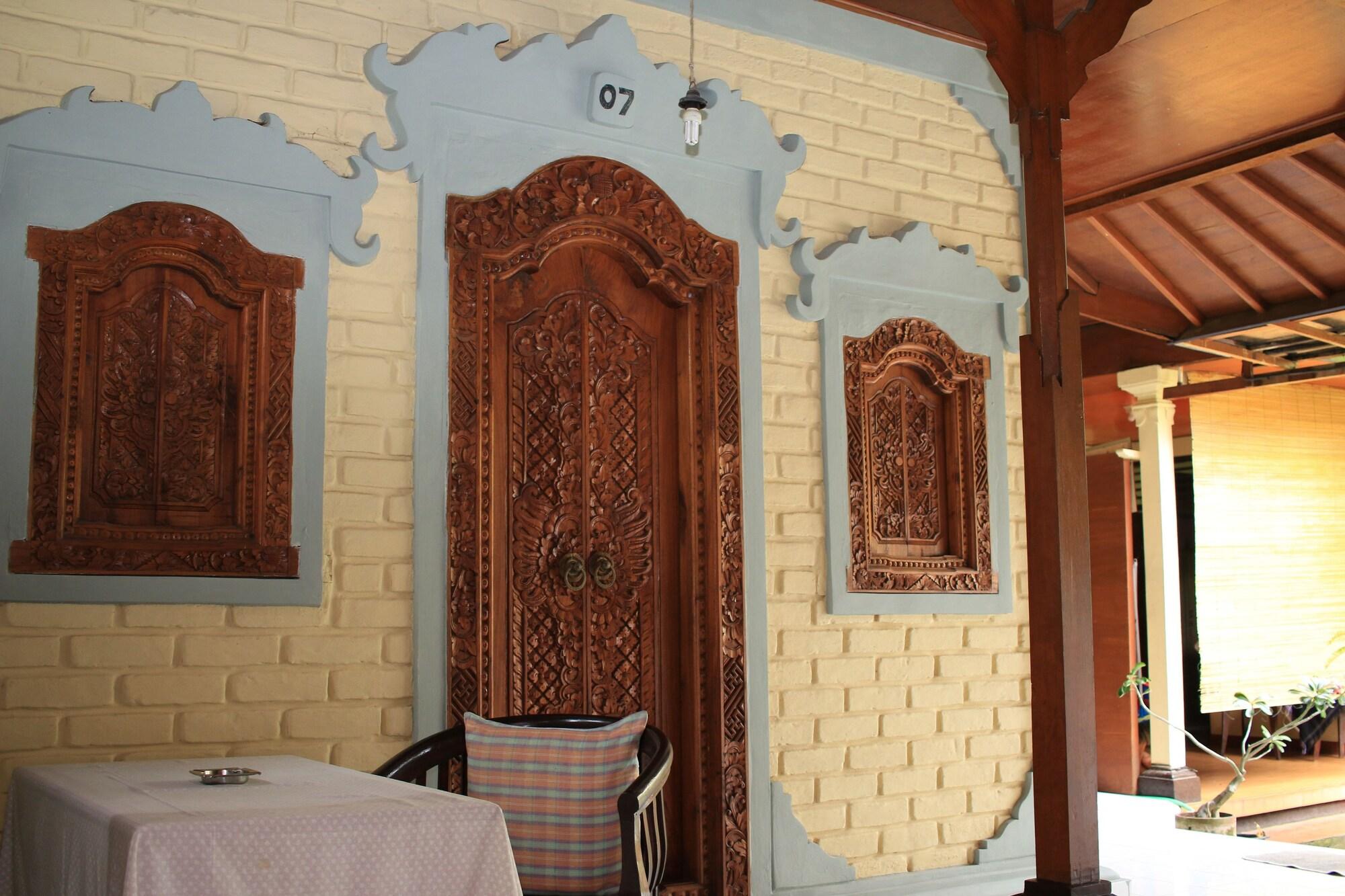 Varios Simon Homestay