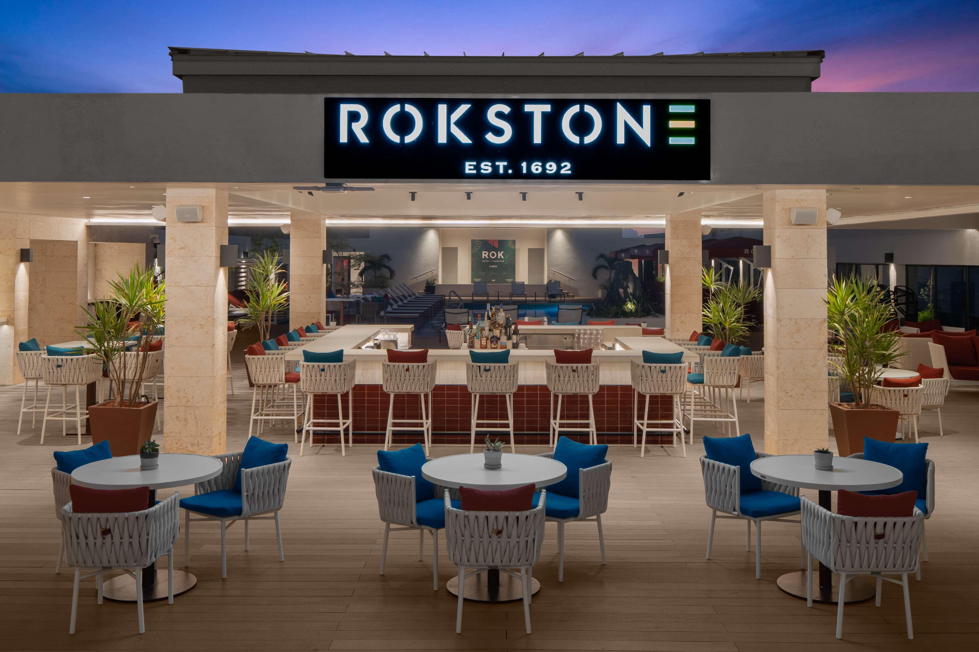 Bar/Salón ROK Hotel Kingston, Tapestry Collection by Hilton