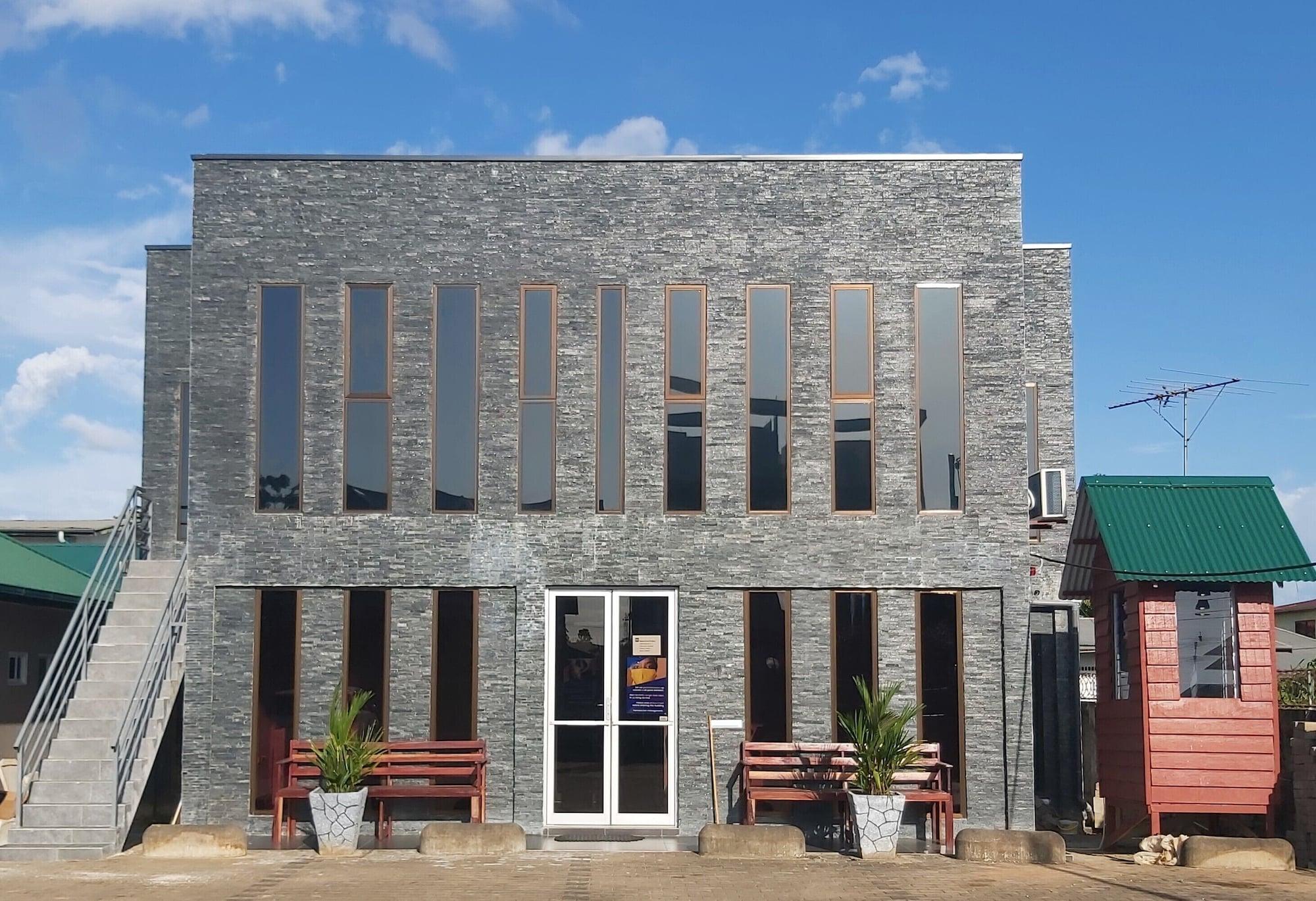 Vista Exterior Waterland Suites