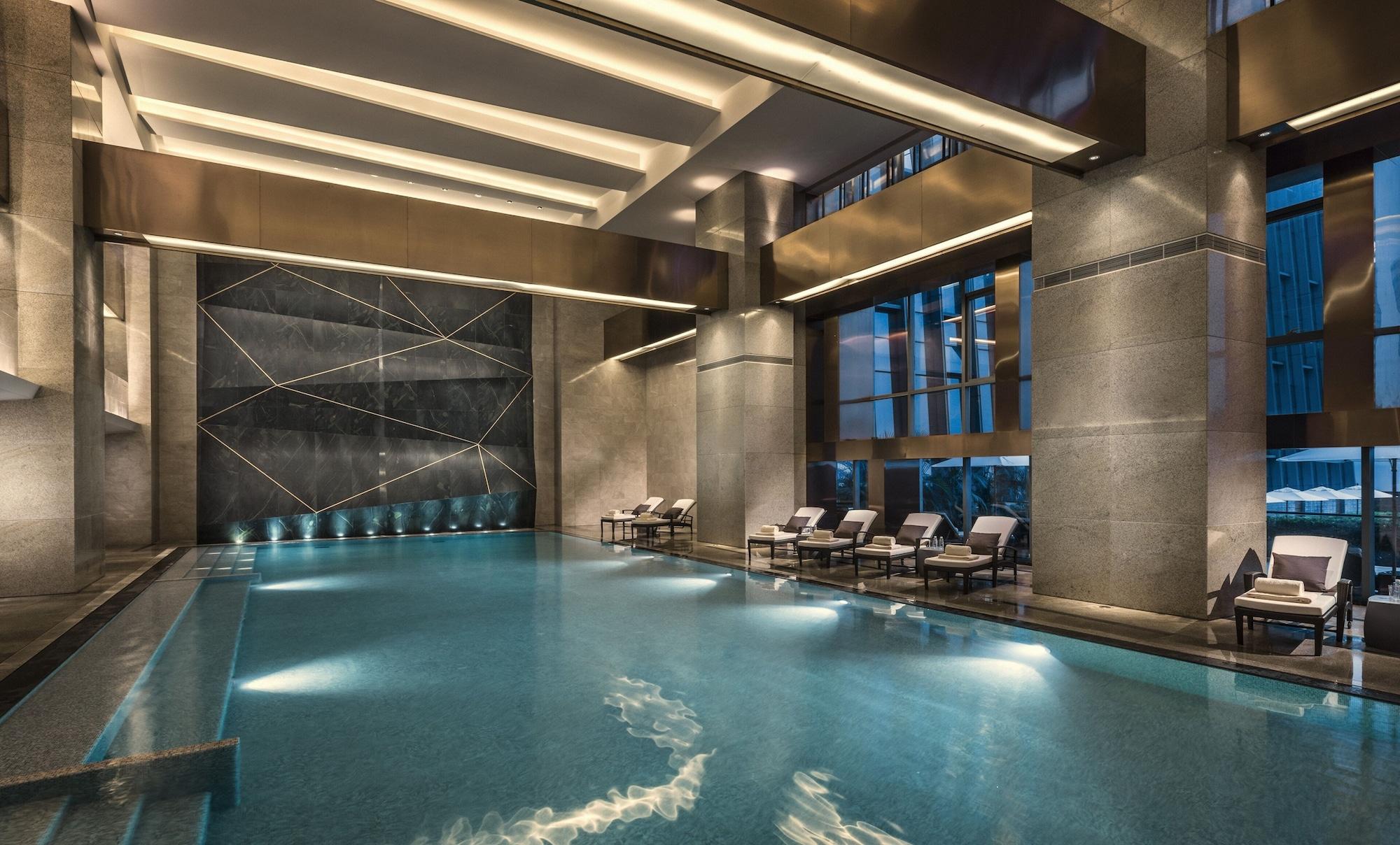 Vista Piscina Four Seasons Hotel Shenzhen