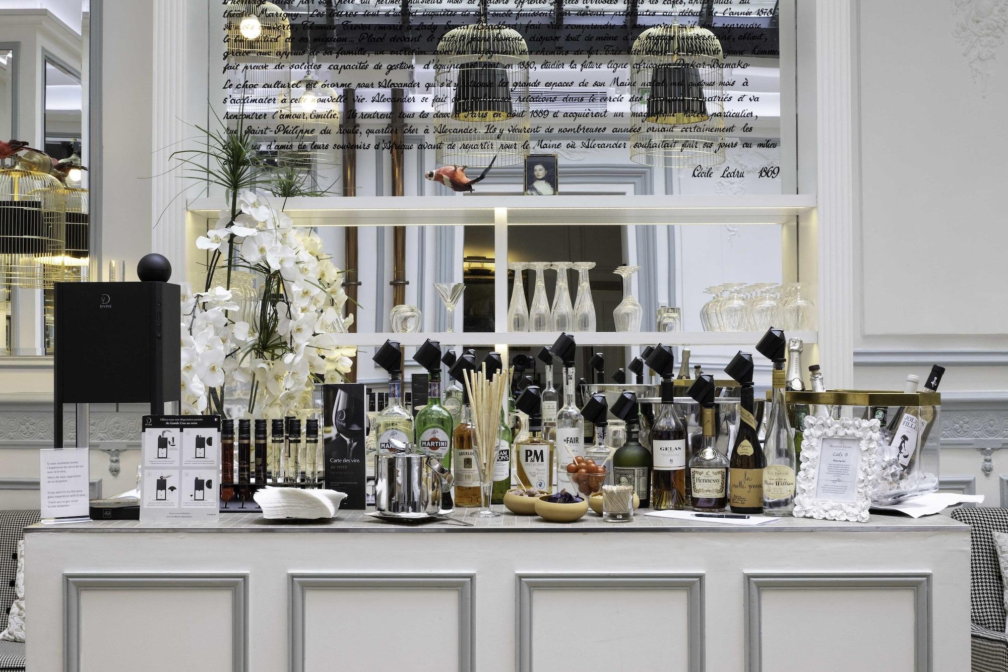 Bar/Salón Hôtel Bradford Elysées – Astotel