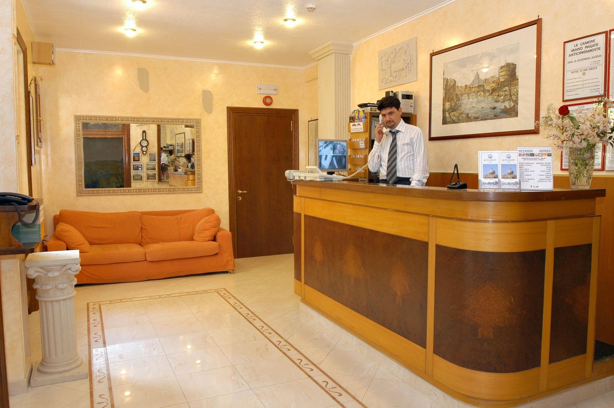 Vista Lobby Hotel Adriatic