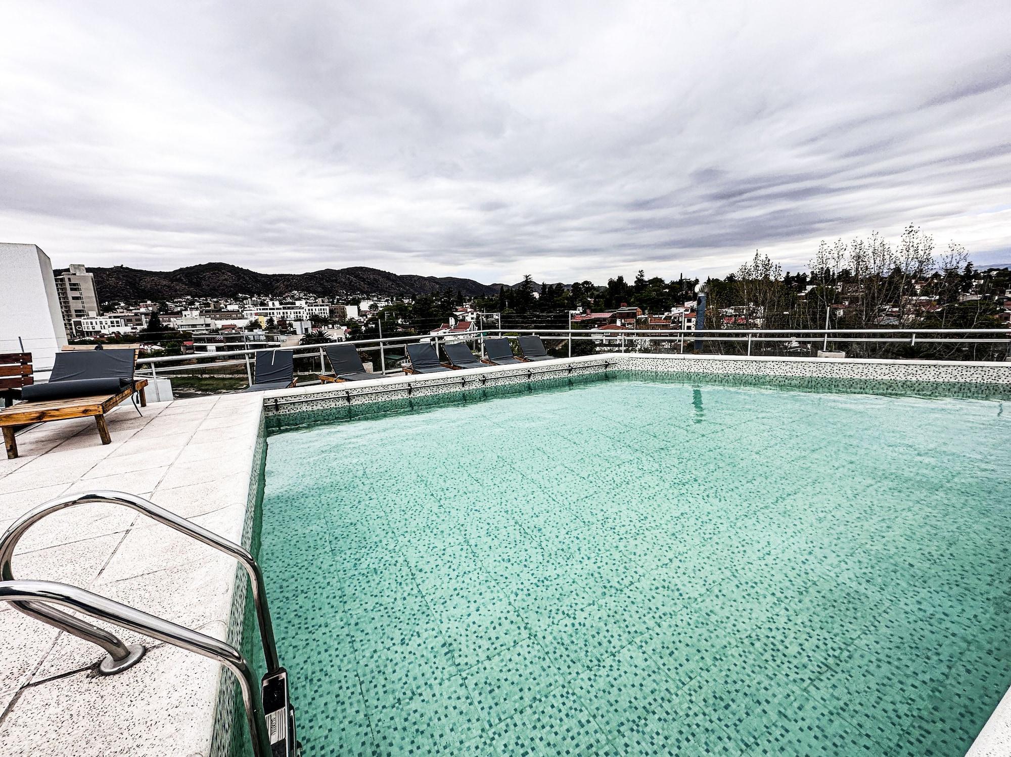 Varios HOTEL GOLEN ROSS