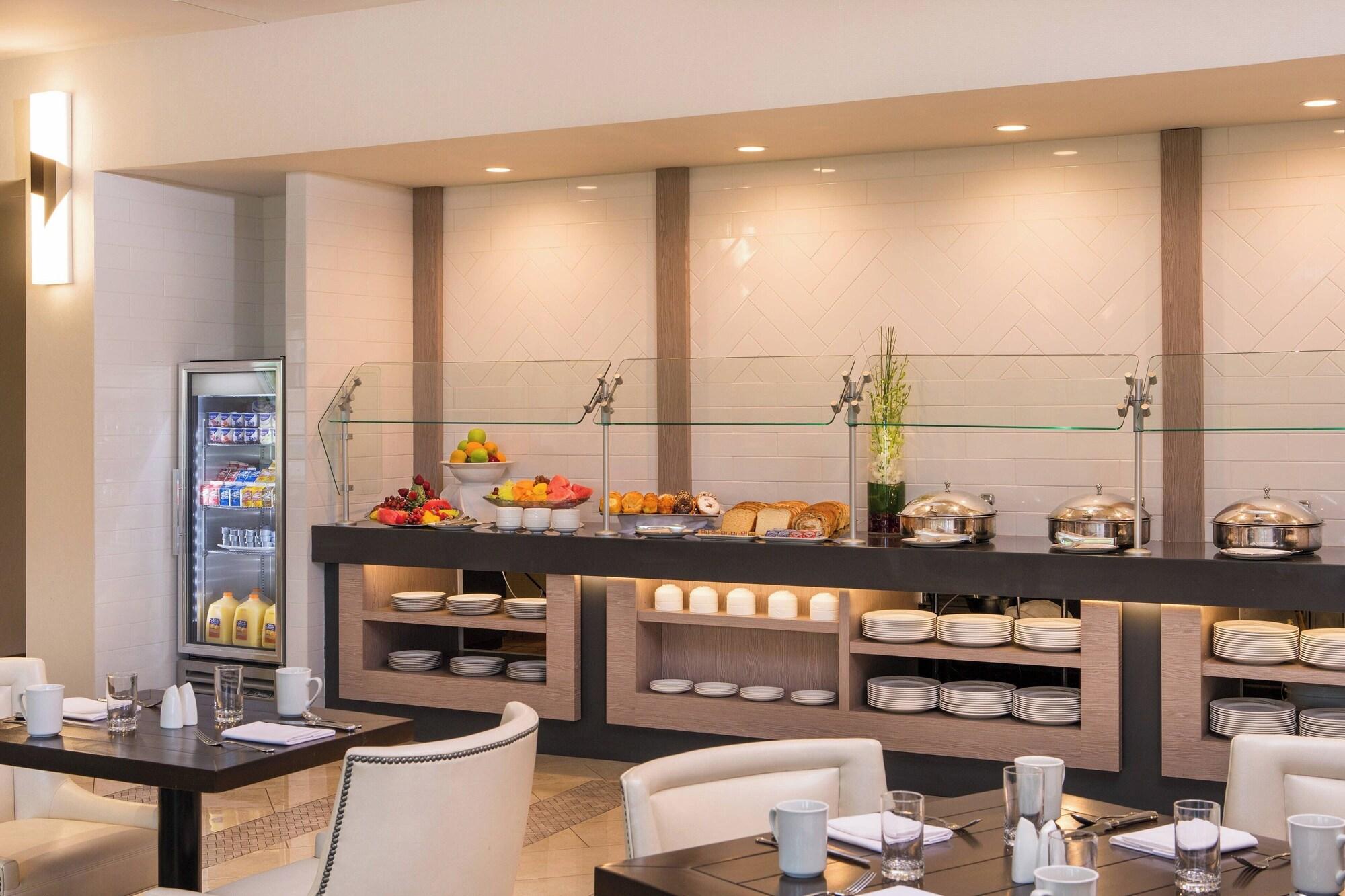 Restaurant Sheraton Suites Chicago Elk Grove