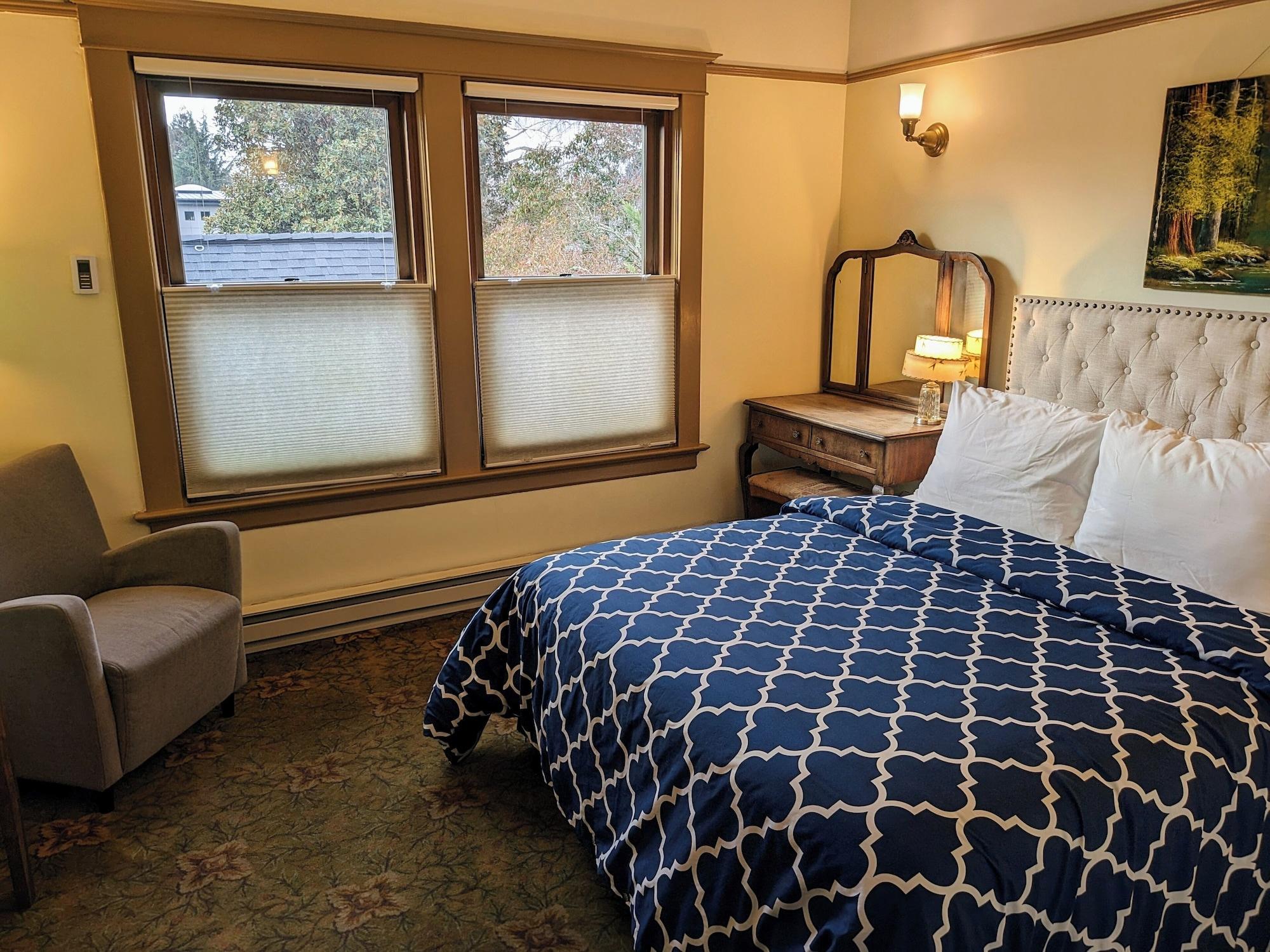 Varios Bluebird Guesthouse