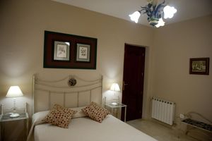 Alquiler Vacacional - Rural House La Biblioteca. 6hab=350€- 7hab=390€