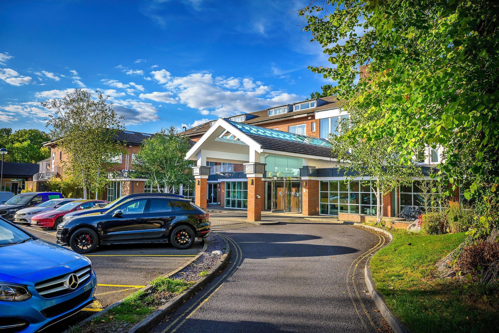 Vista Exterior Regency Park Hotel