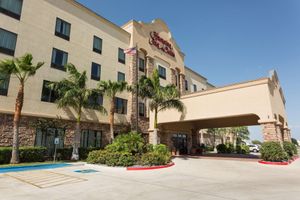 Alojamiento - Hampton Inn & Suites Mission