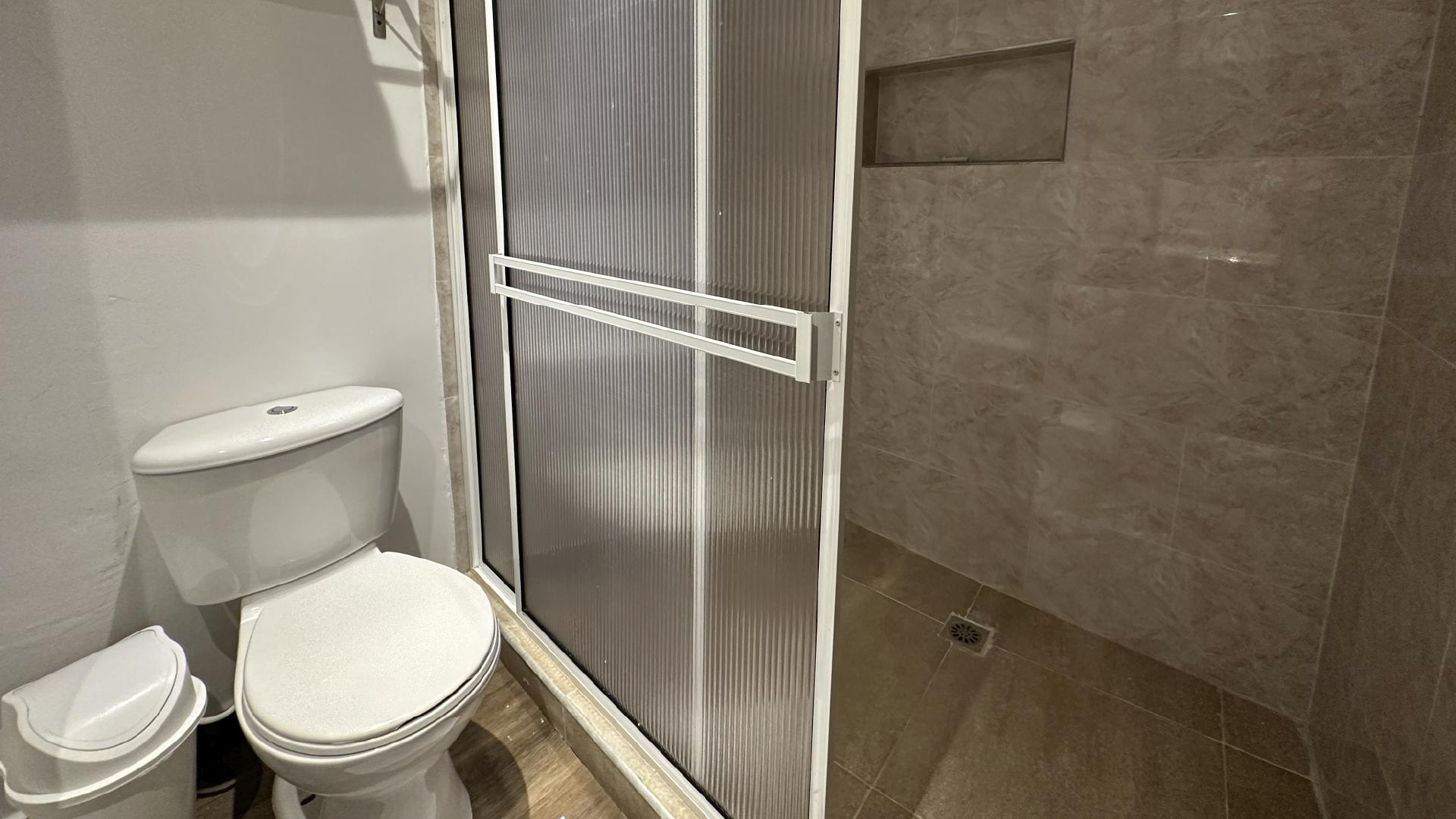 Baño On Vacation Blue Tone