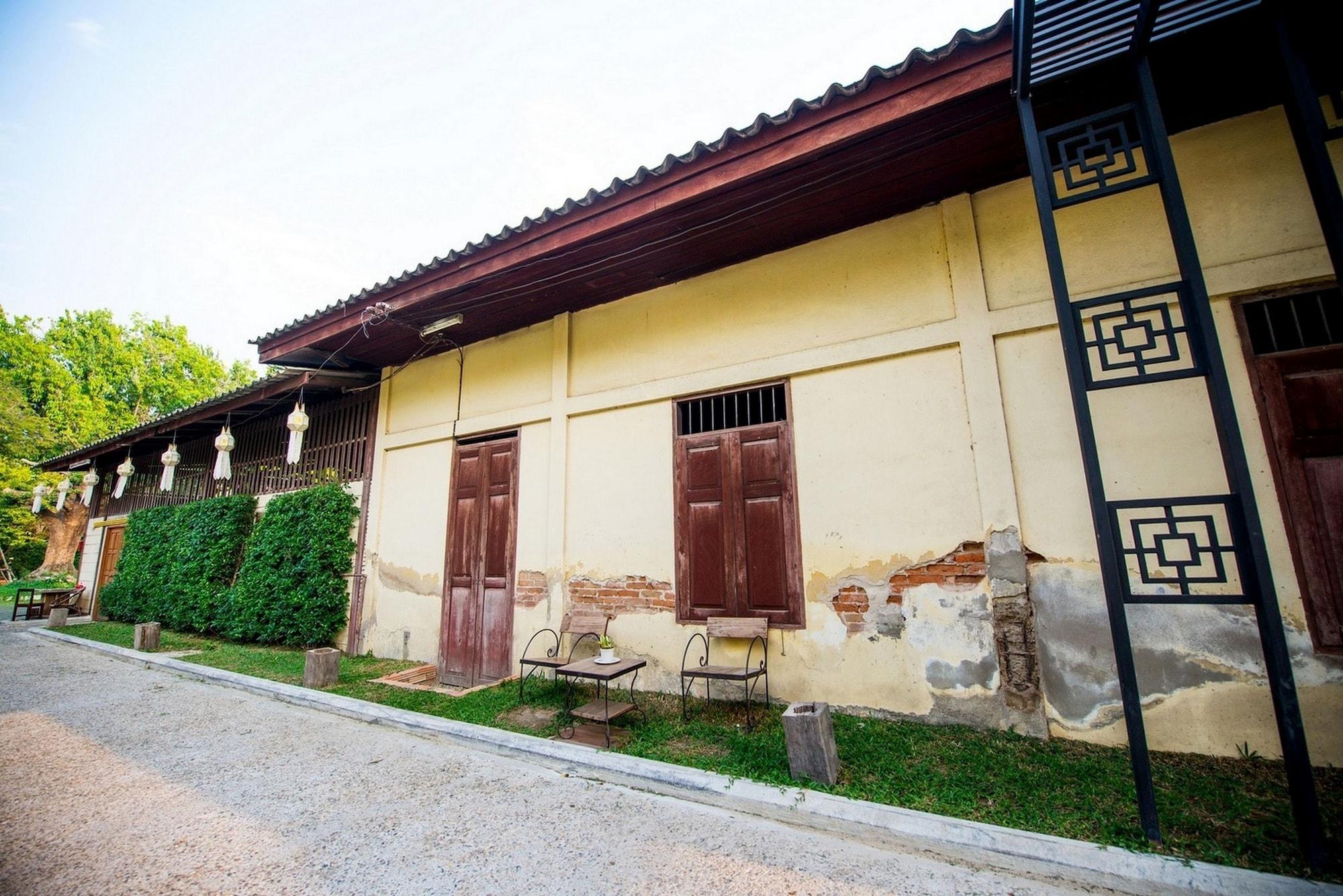 Vista Exterior Chu Hotel