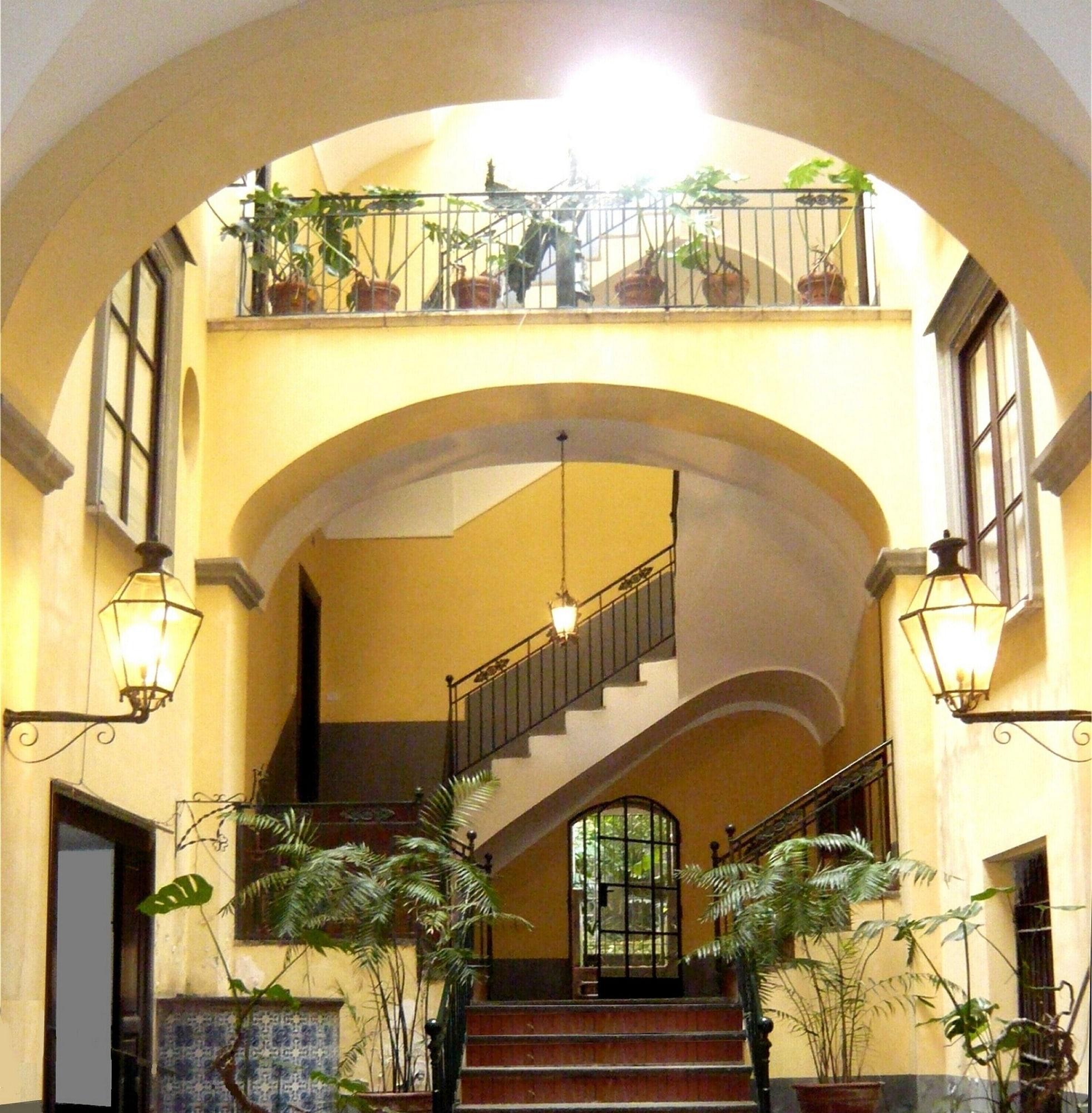 Vista Exterior Sorrento Guest House