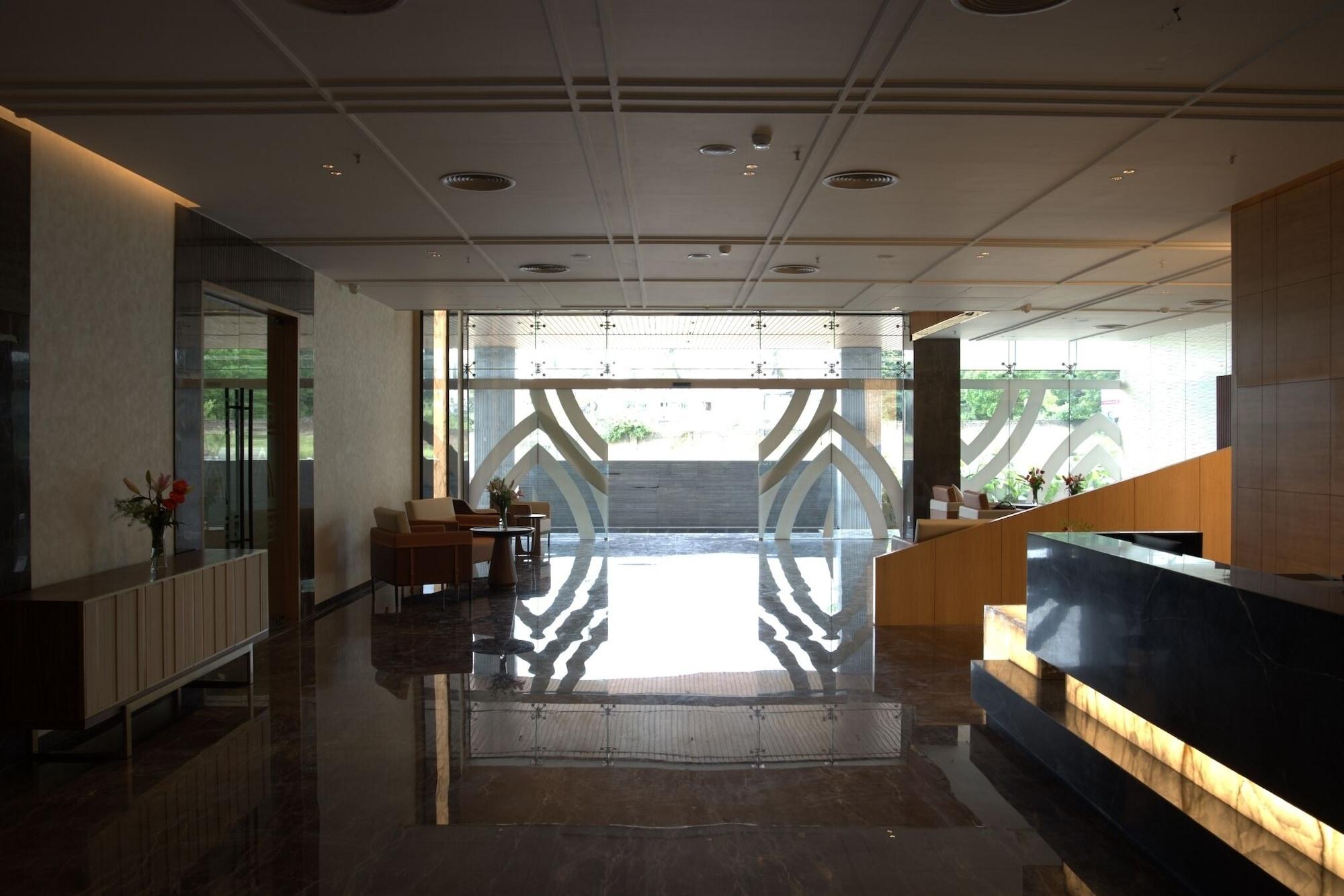 Vista Lobby Arcor Hotels Mysuru