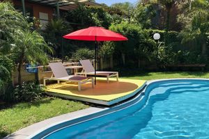 Alquiler Vacacional - Private & spacious family retreat with aircon & pool.