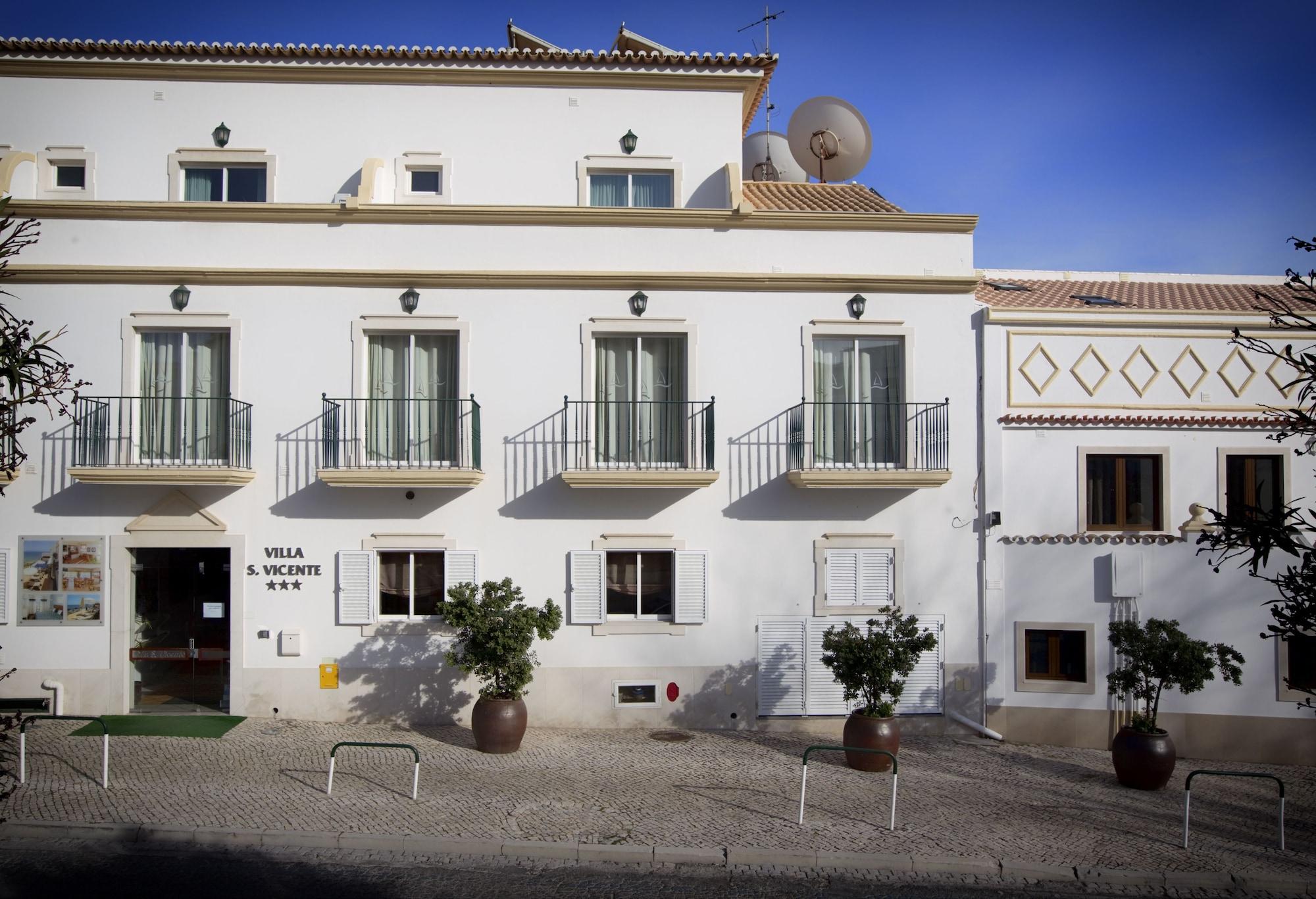Vista Exterior Vila São Vicente - Adults Only