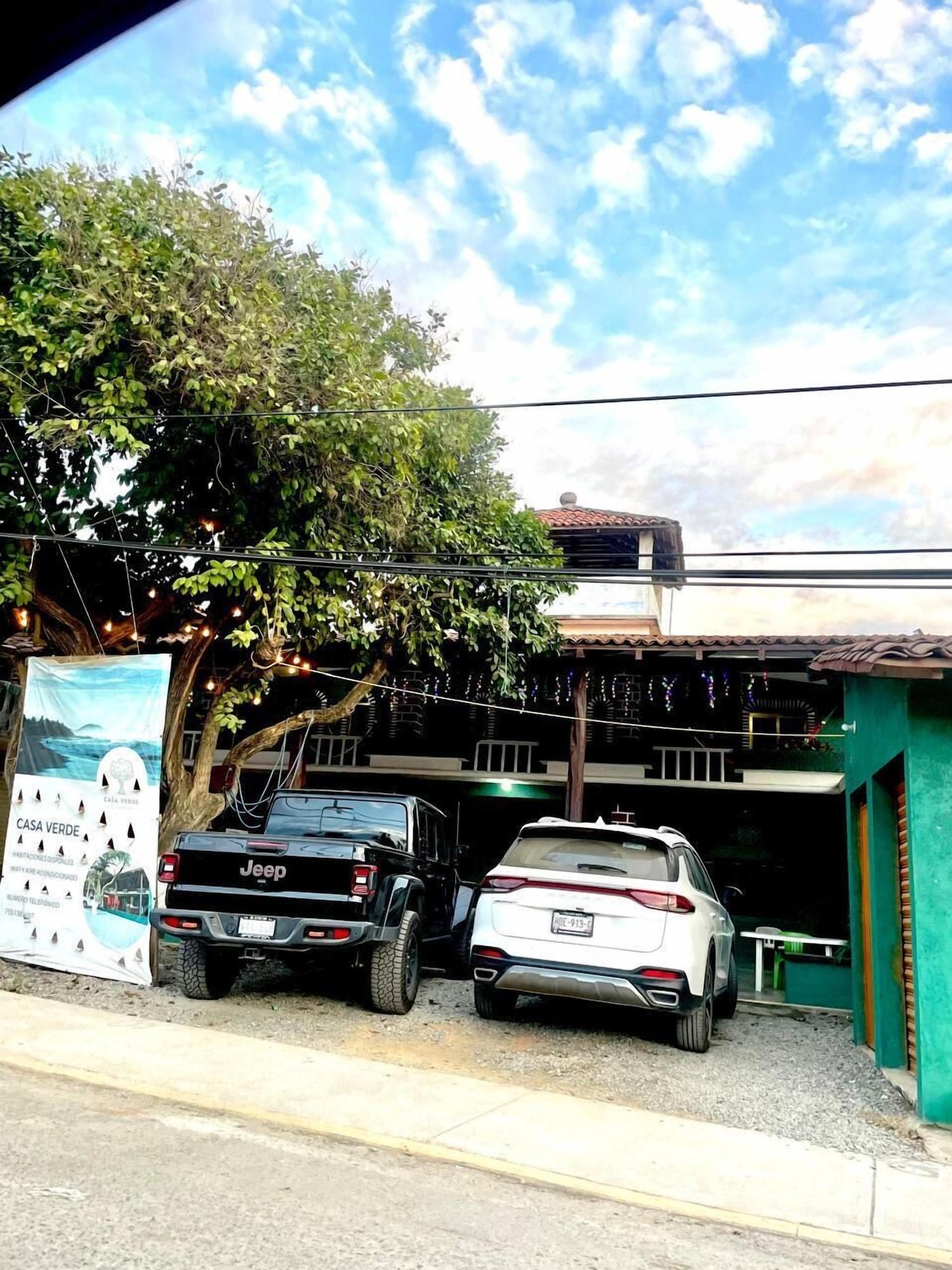 Vista Exterior HOTEL CASA VERDE