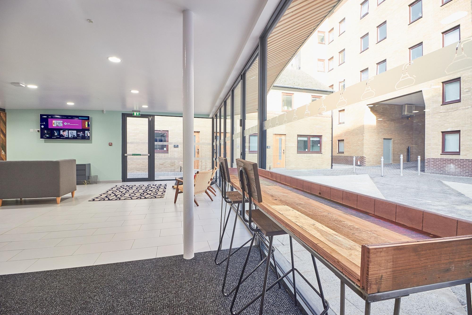 Comodidades del Alojamiento Destiny Student Meadow Court - Campus Accommodation