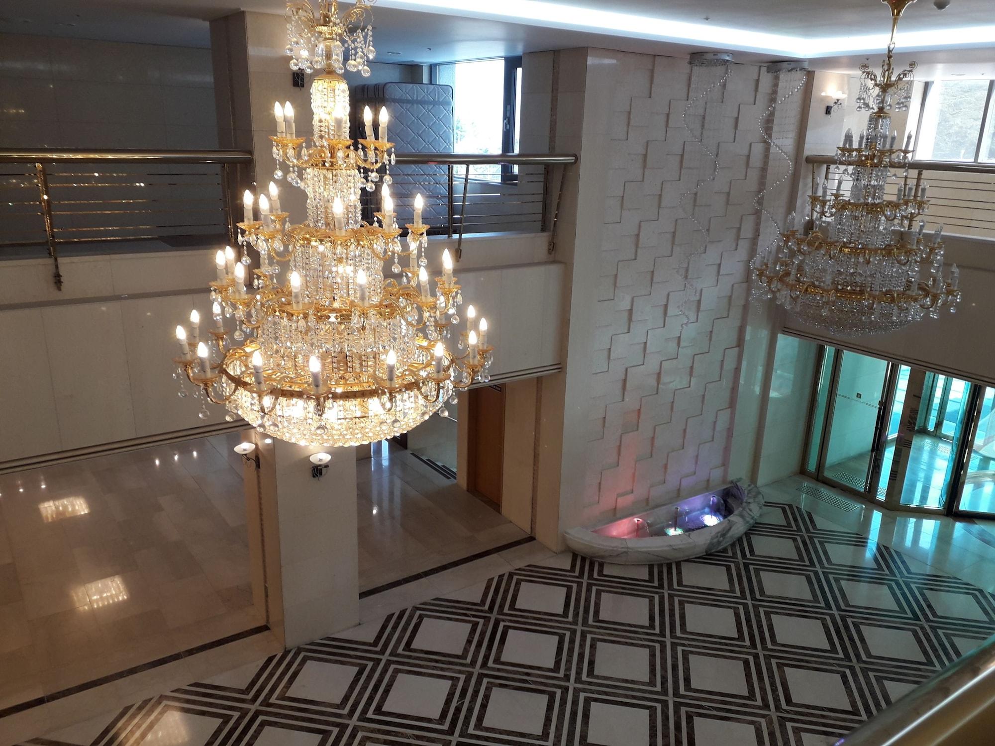 Vista Lobby Hotel Geumosan