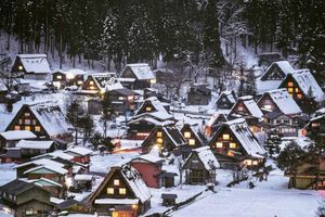 Actividad - Japón de cuento de hadas: tour de un día por Shirakawa-go y Takayama