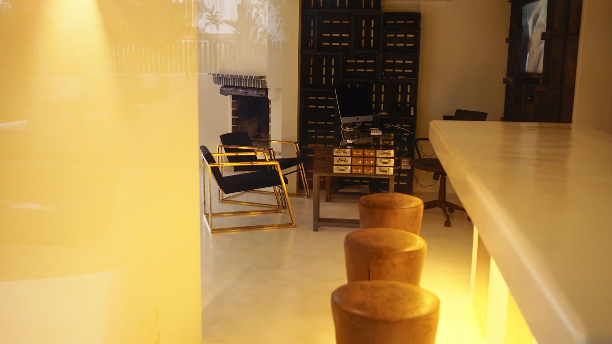 Bar/Salón PAIISE Hotels