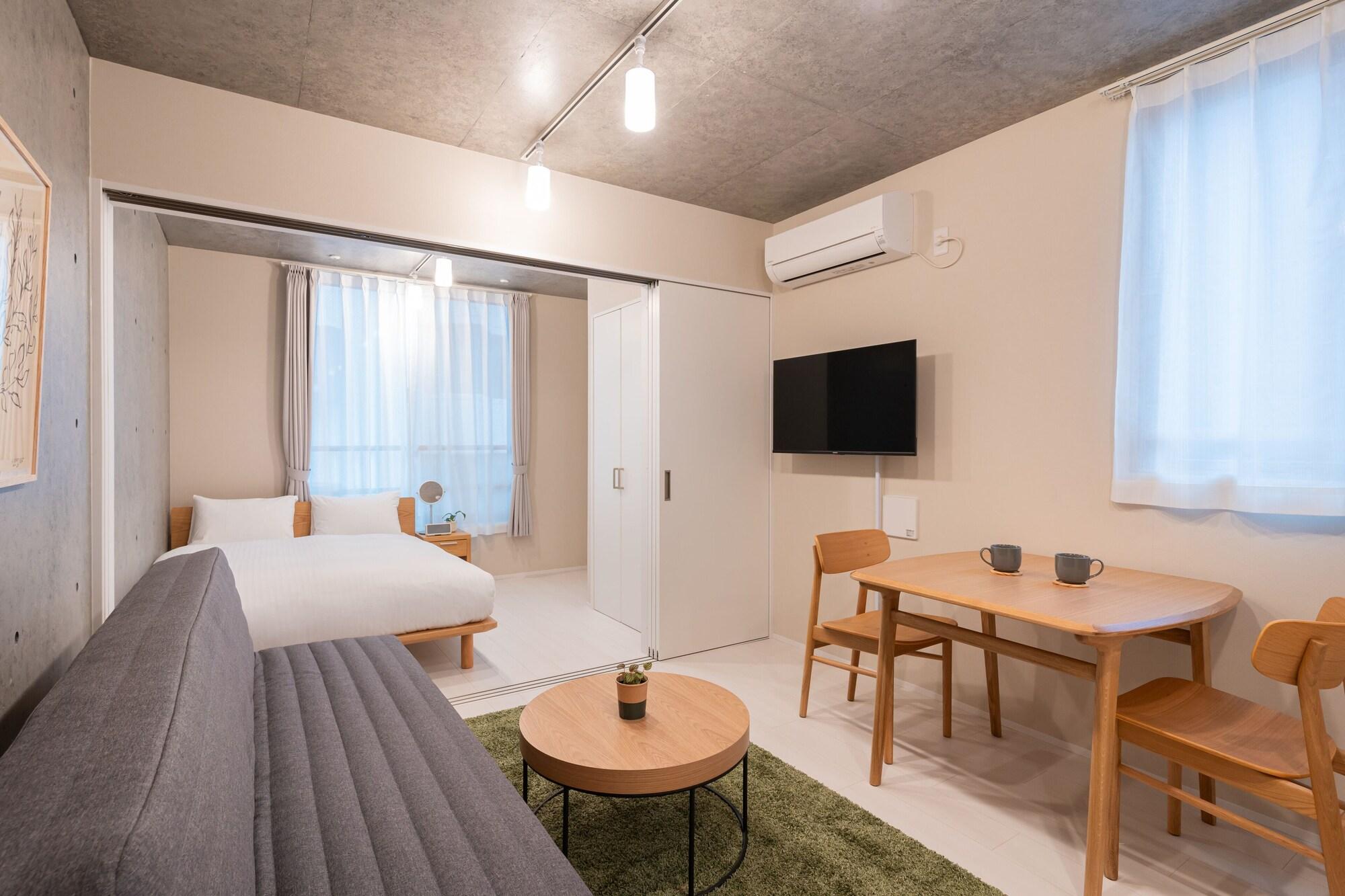 Varios MINI HOUSE Tokyo South